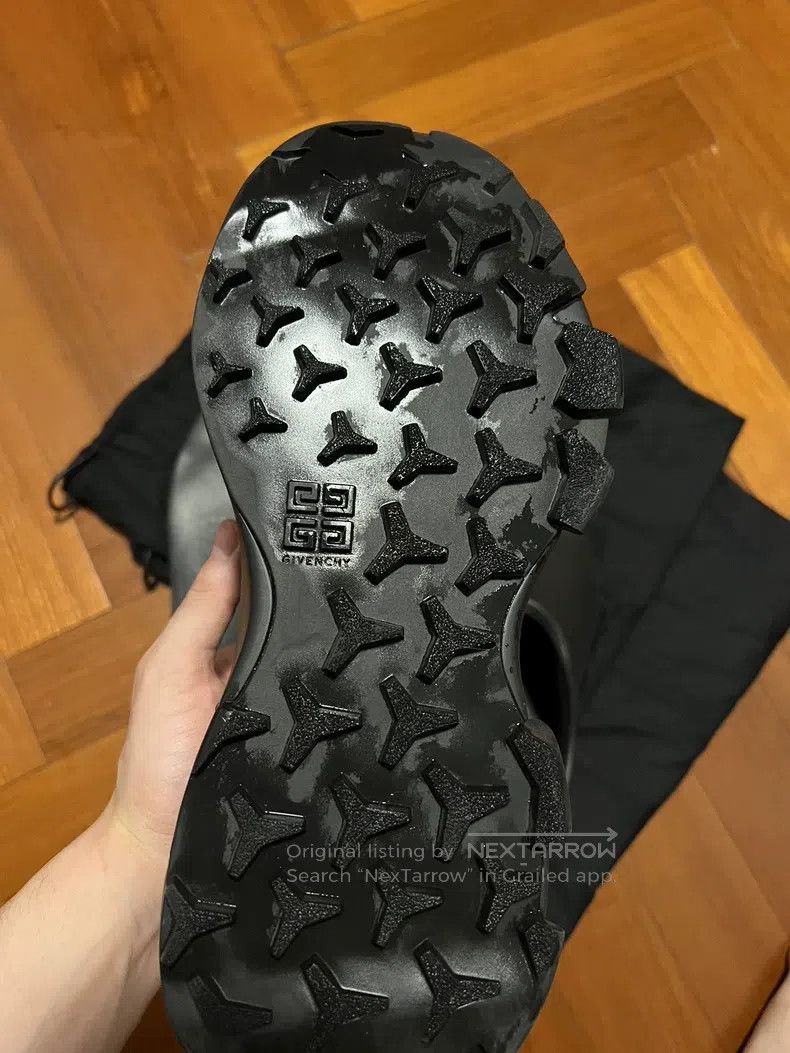 Givenchy Givenchy mallow Rubber Shoes Rain Shoes Loafers Size US 7 / EU 40 - 8 Thumbnail