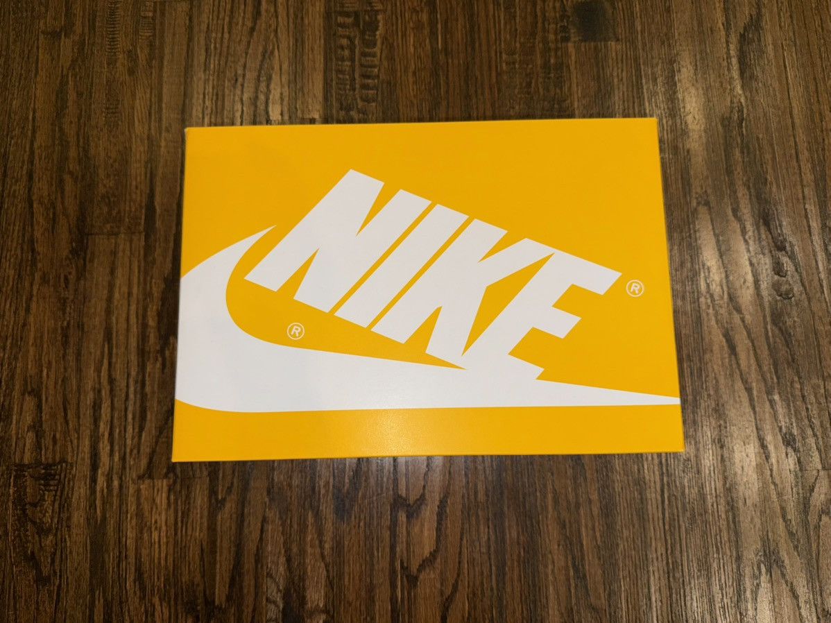Jordan Brand Nike Air Jordan Air Ship PE SP Men's Sz 10 University Gold Size US 10 / EU 43 - 9 Thumbnail