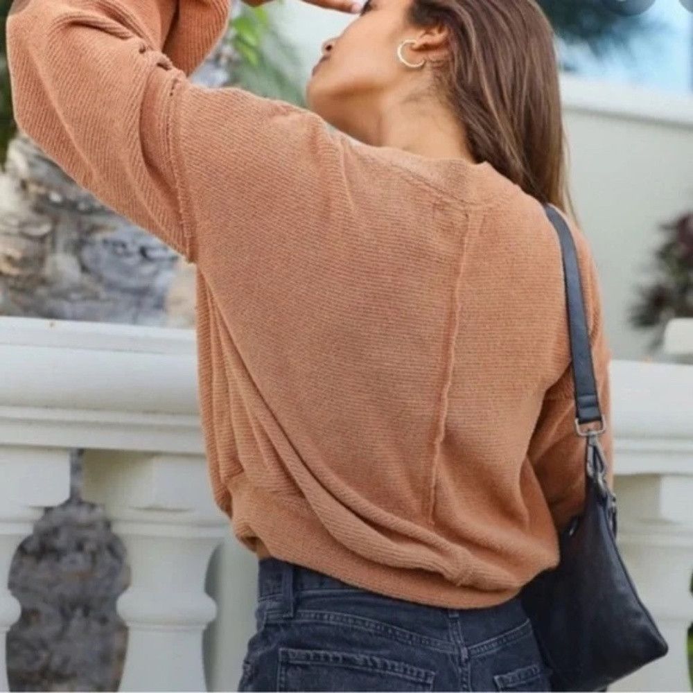 Free People Free people Beach Happy Pullover Rust Orange in Medium Sz Size M / US 6-8 / IT 42-44 - 8 Thumbnail