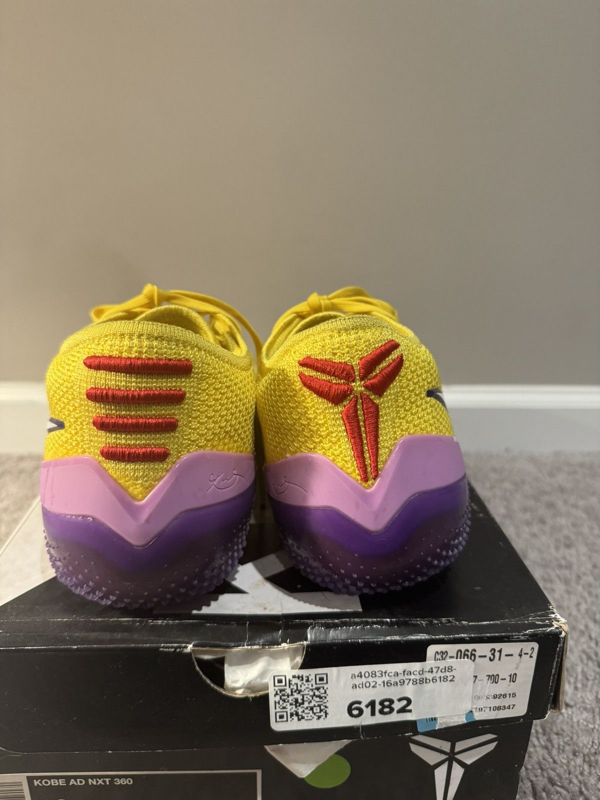 Nike Kobe AD NXT 360 Yellow Strike Size US 10 / EU 43 - 4 Thumbnail