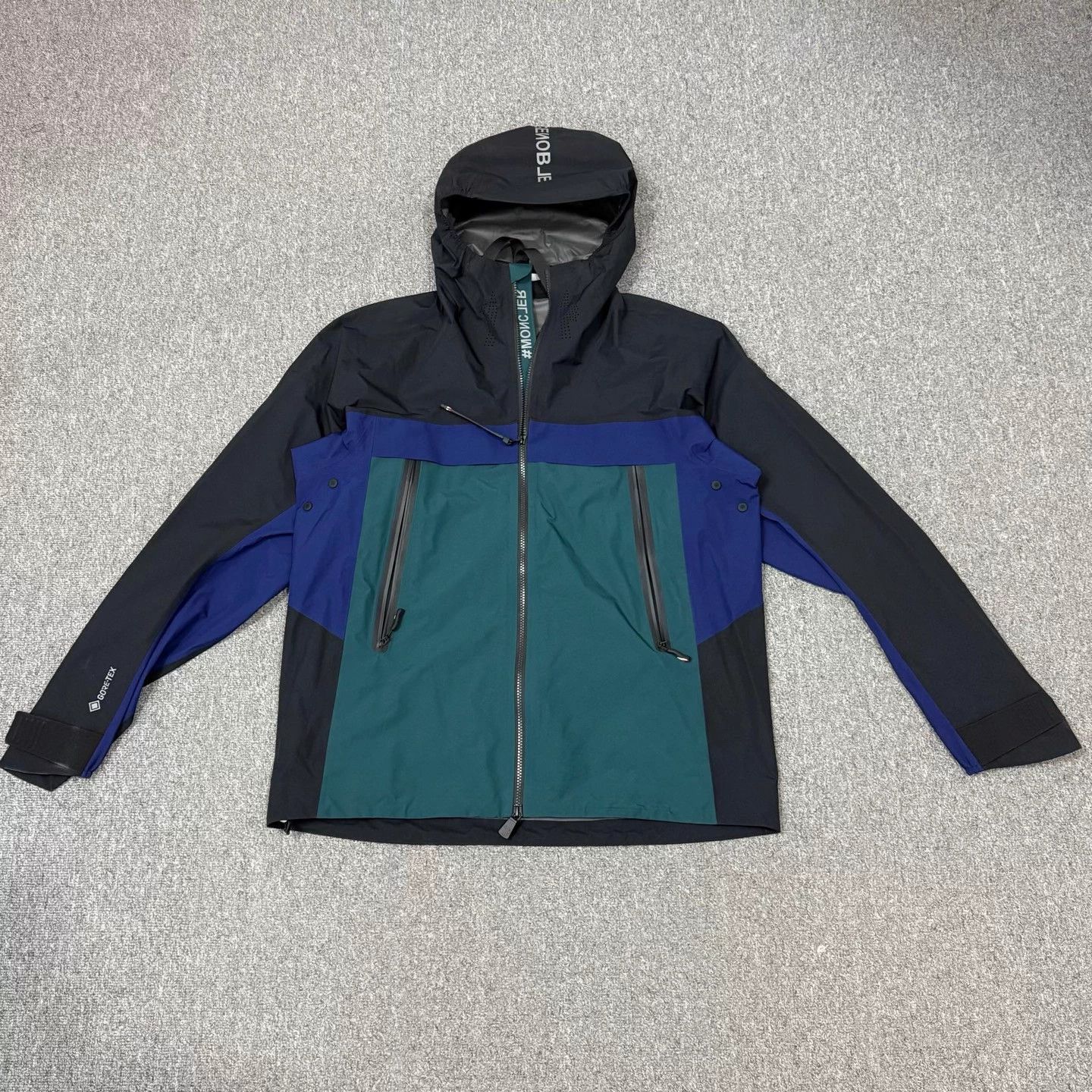Moncler Moncler Ski Series Unworn Size 4 Jacket Size L / US 10 / IT 46 - 1 Thumbnail