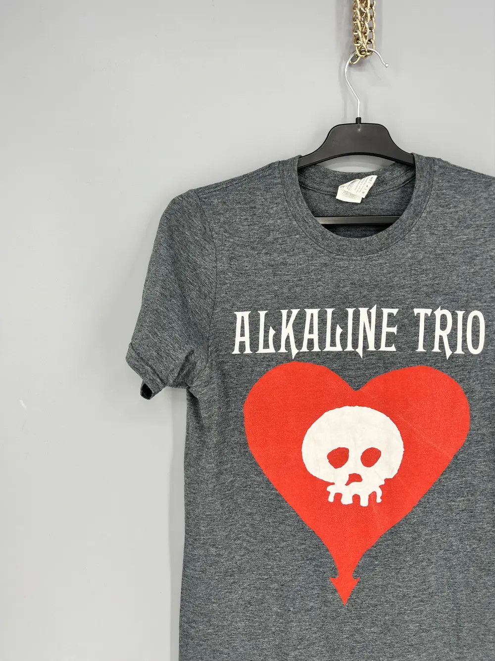 Vintage Vintage Alkaline Trio Classic Heartskull Tee Punk Rock Band Size US S / EU 44-46 / 1 - 4 Thumbnail