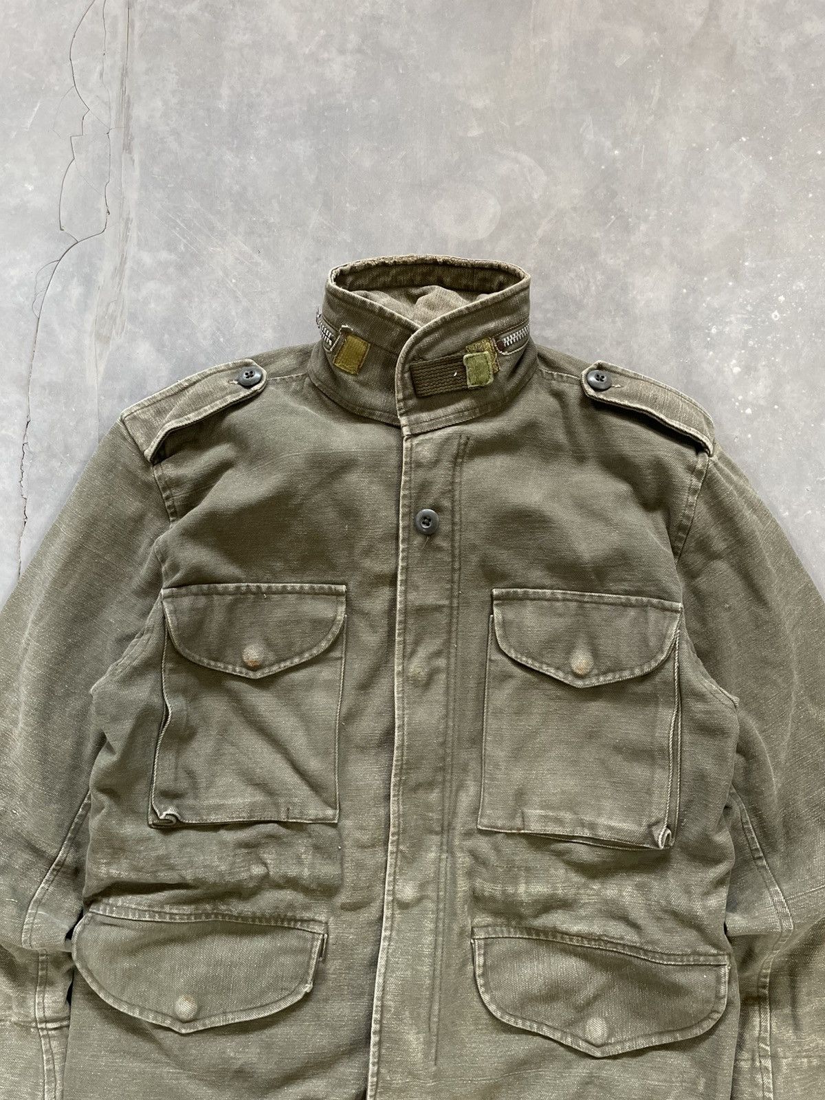 Vintage Vintage M-65 US Army 1974 DSA Vietnam Era Size US M / EU 48-50 / 2 - 4 Thumbnail