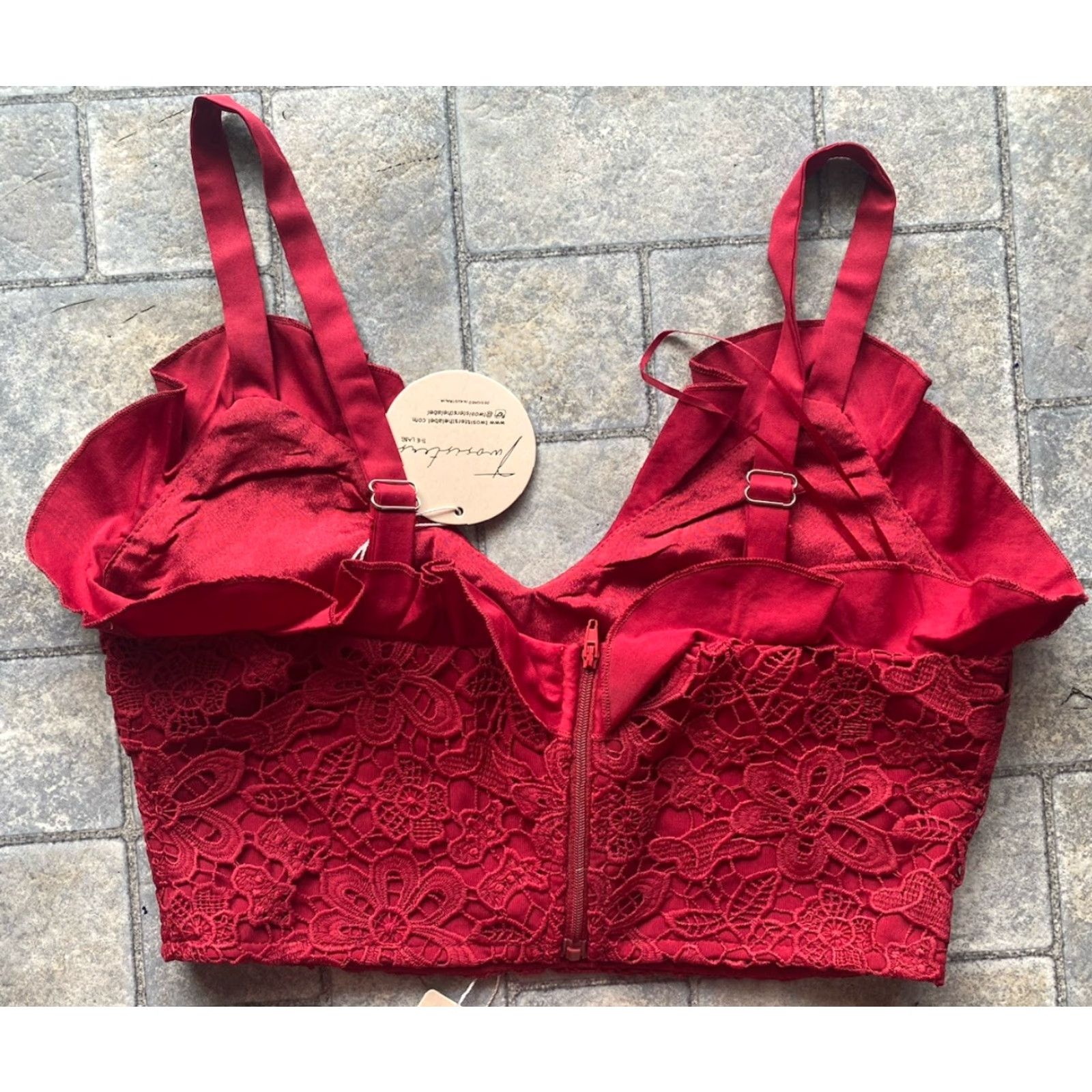 Vintage Two Sisters The Label Tank WOMENS XS Red Lace Crop Top V Neck NEW WITH TAGS Size XS / US 0-2 / IT 36-38 - 7 Thumbnail