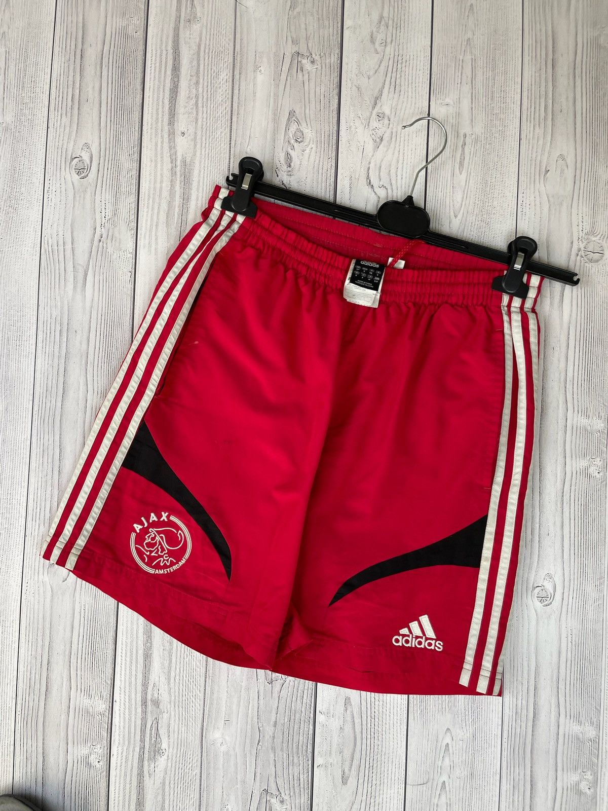 Adidas Vintage adidas Ajax soccer shorts size S red Size US 30 / EU 46 - 1 Thumbnail