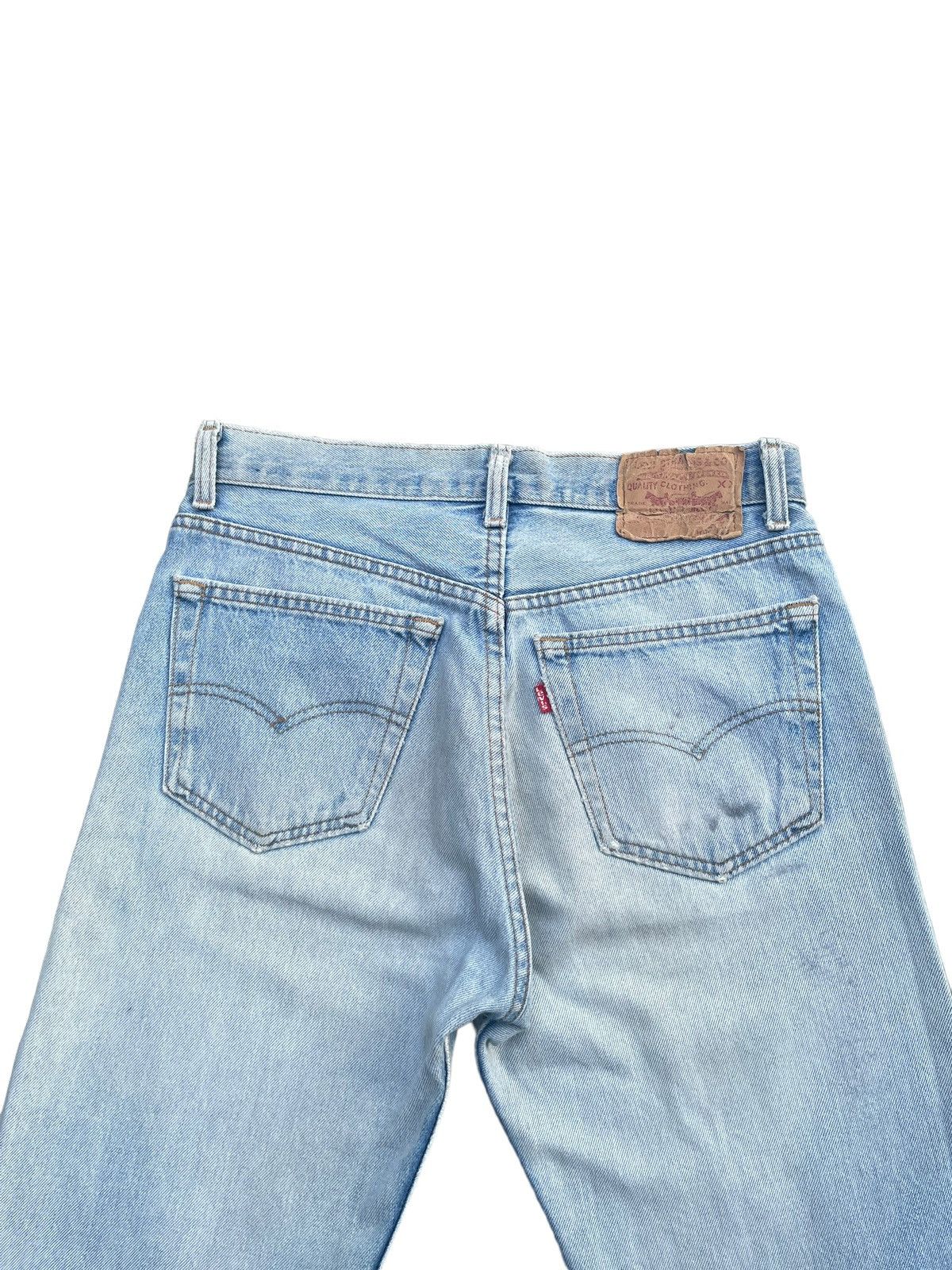 Levi's Vintage 1991 Levis 501 e Usa Faded Distressed Size US 31 - 12 Thumbnail