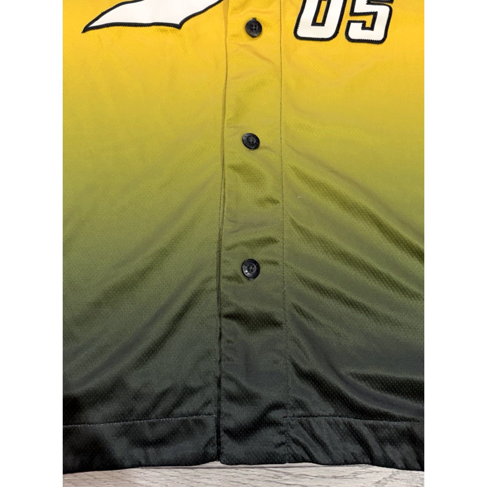 Fubu Fubu Multicolor Baseball Jersey Shirt Hip Hop Y2K L Mens Shirt Size US L / EU 52-54 / 3 - 4 Thumbnail