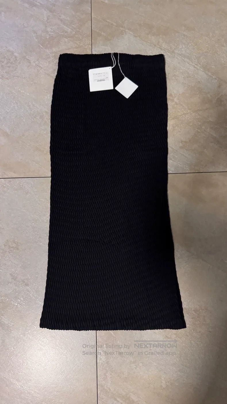 Issey Miyake Issey Miyake Black Fish Scale Midi Skirt Size 25" / US 0 / IT 36 - 3 Thumbnail