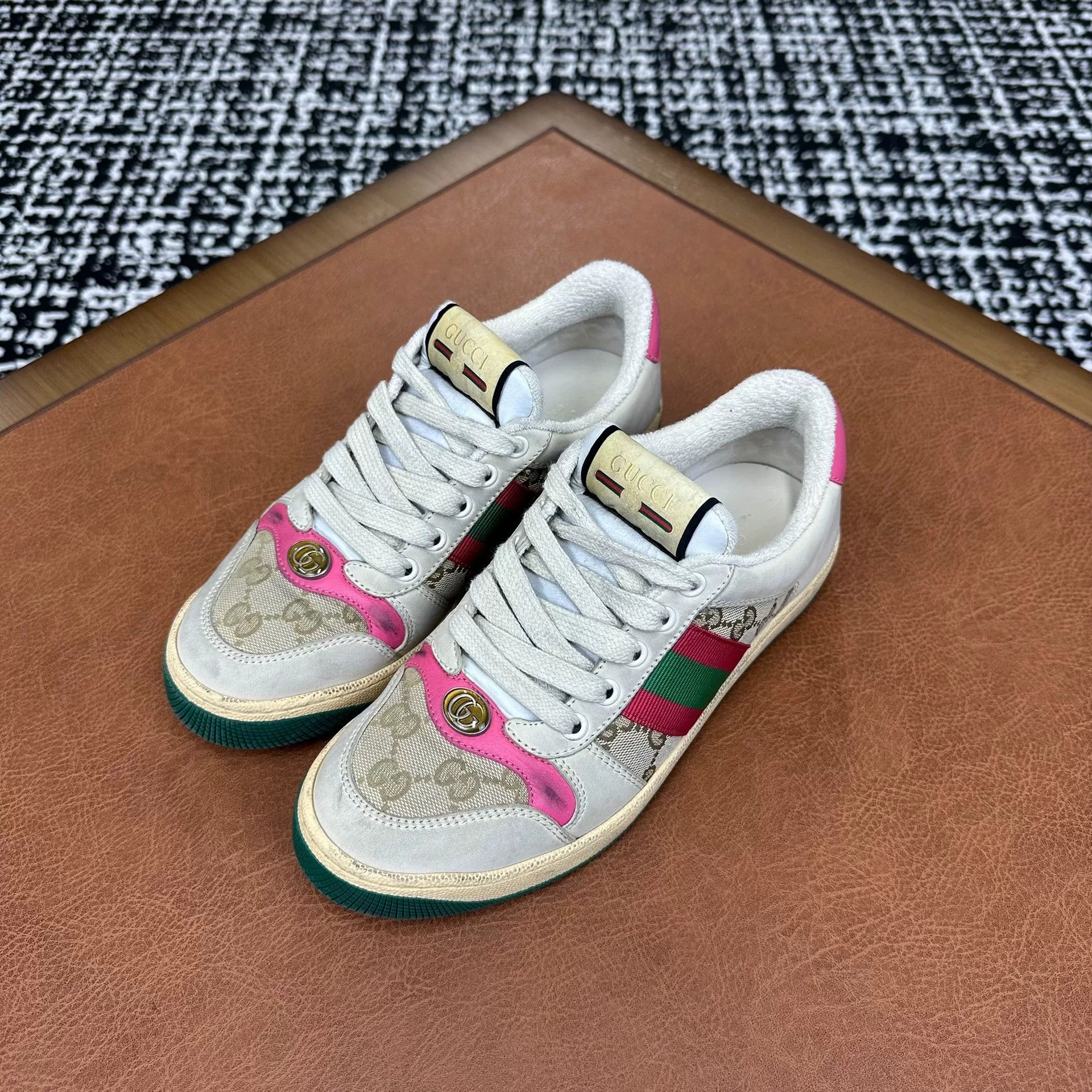 Gucci Gucci Leather Lowtop Sneakers it_36-5 Women Size US 6.5 / IT 36.5 - 1 Thumbnail