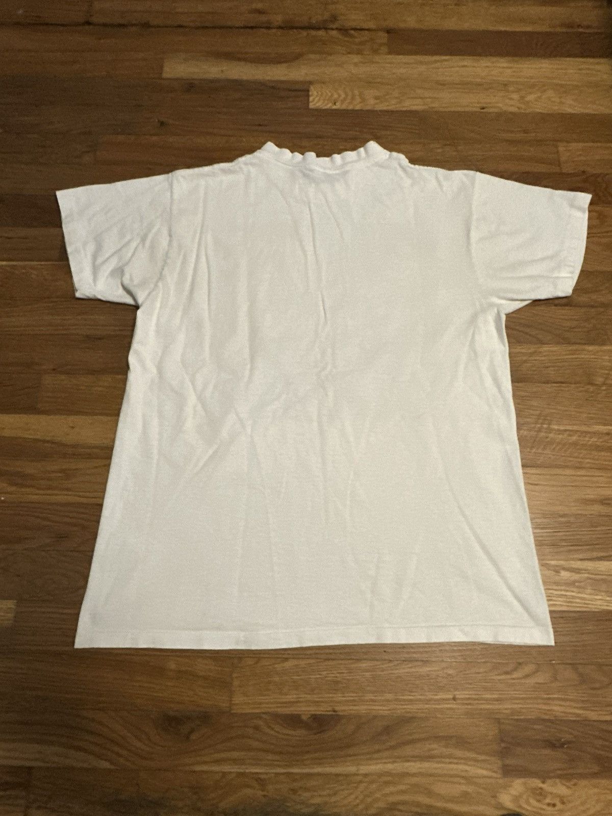Vintage Vintage Jesus Tee living epistles “He Loves me/Loves me not” Size US L / EU 52-54 / 3 - 8 Thumbnail