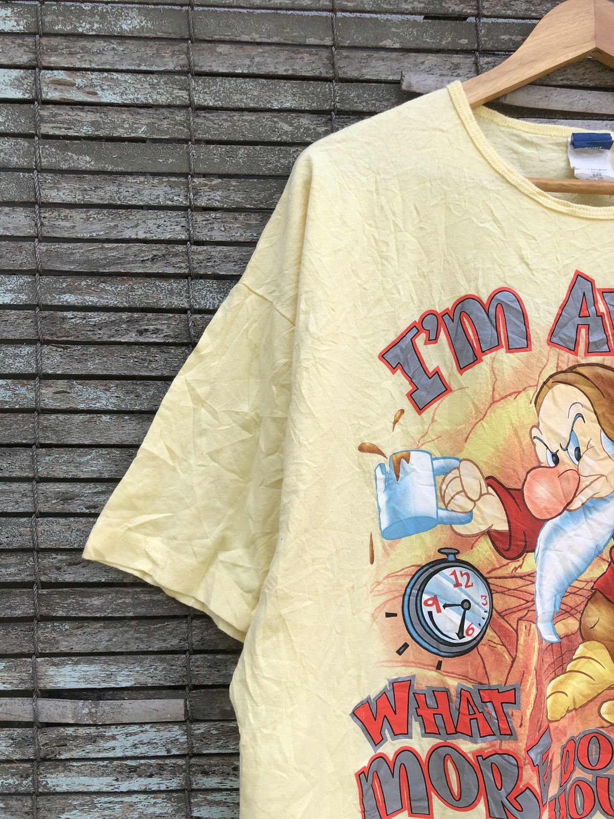 Vintage Vintage 90s Disney Snow White Grumpy Baggy Tshirt Size US XL / EU 56 / 4 - 6 Thumbnail