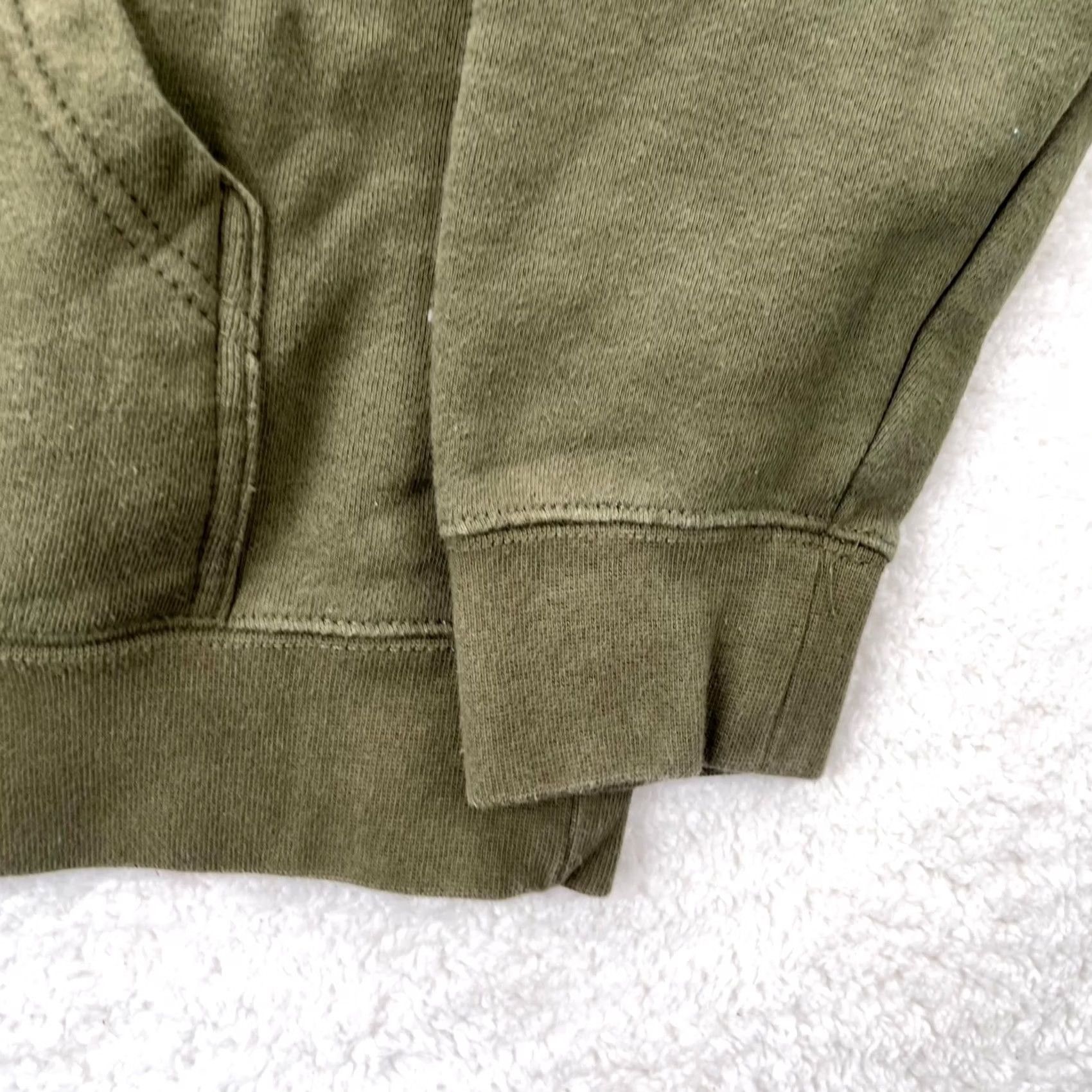 Vintage Santa Cruz Hoodie Mens Small Green Creature Skateboarding y2K Grunge Streetware Size US S / EU 44-46 / 1 - 3 Thumbnail