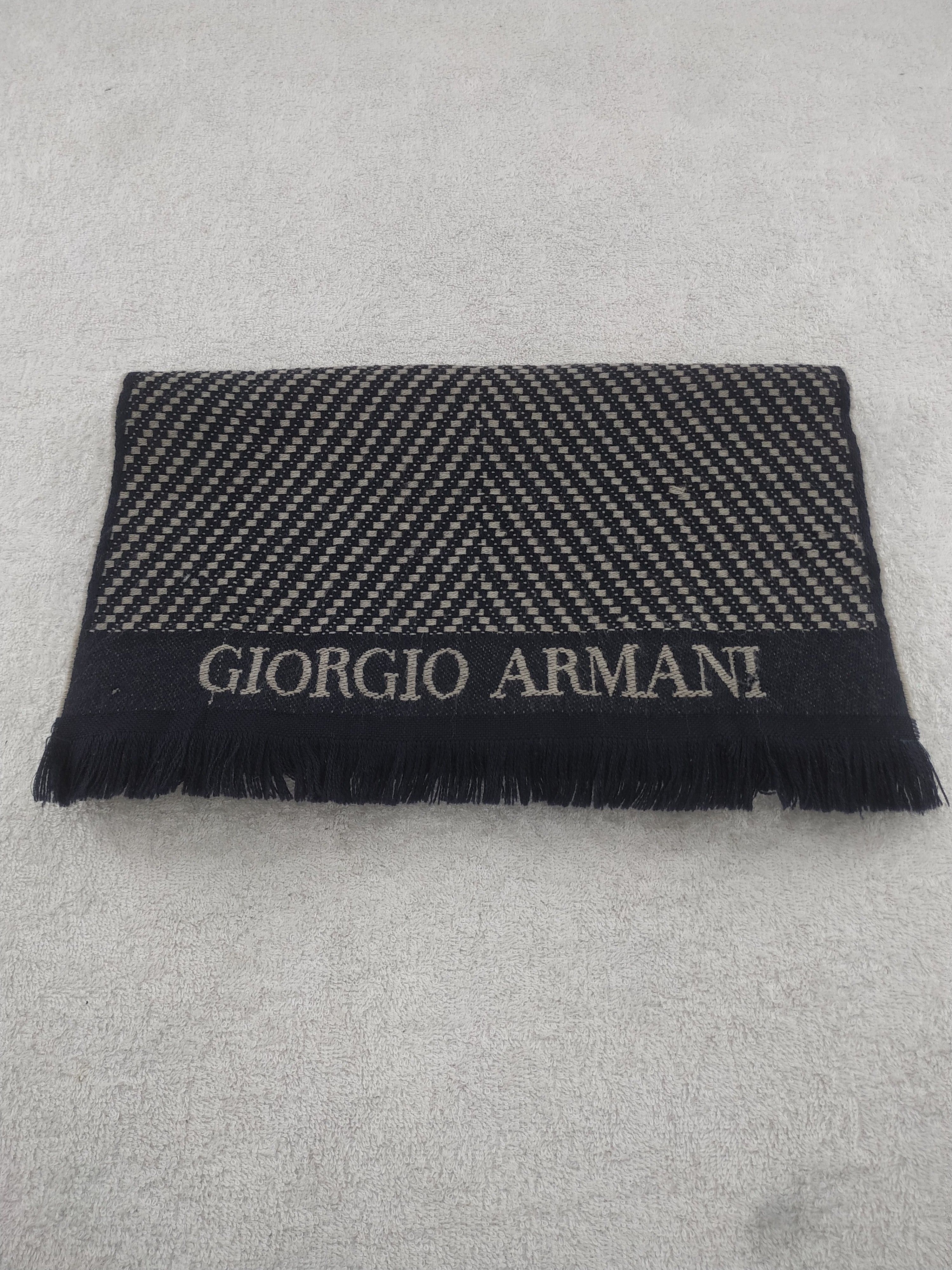 Giorgio Armani Vintage Giorgio Armani Scarf/Muffler/Neckwear MF335 Size ONE SIZE - 3 Thumbnail