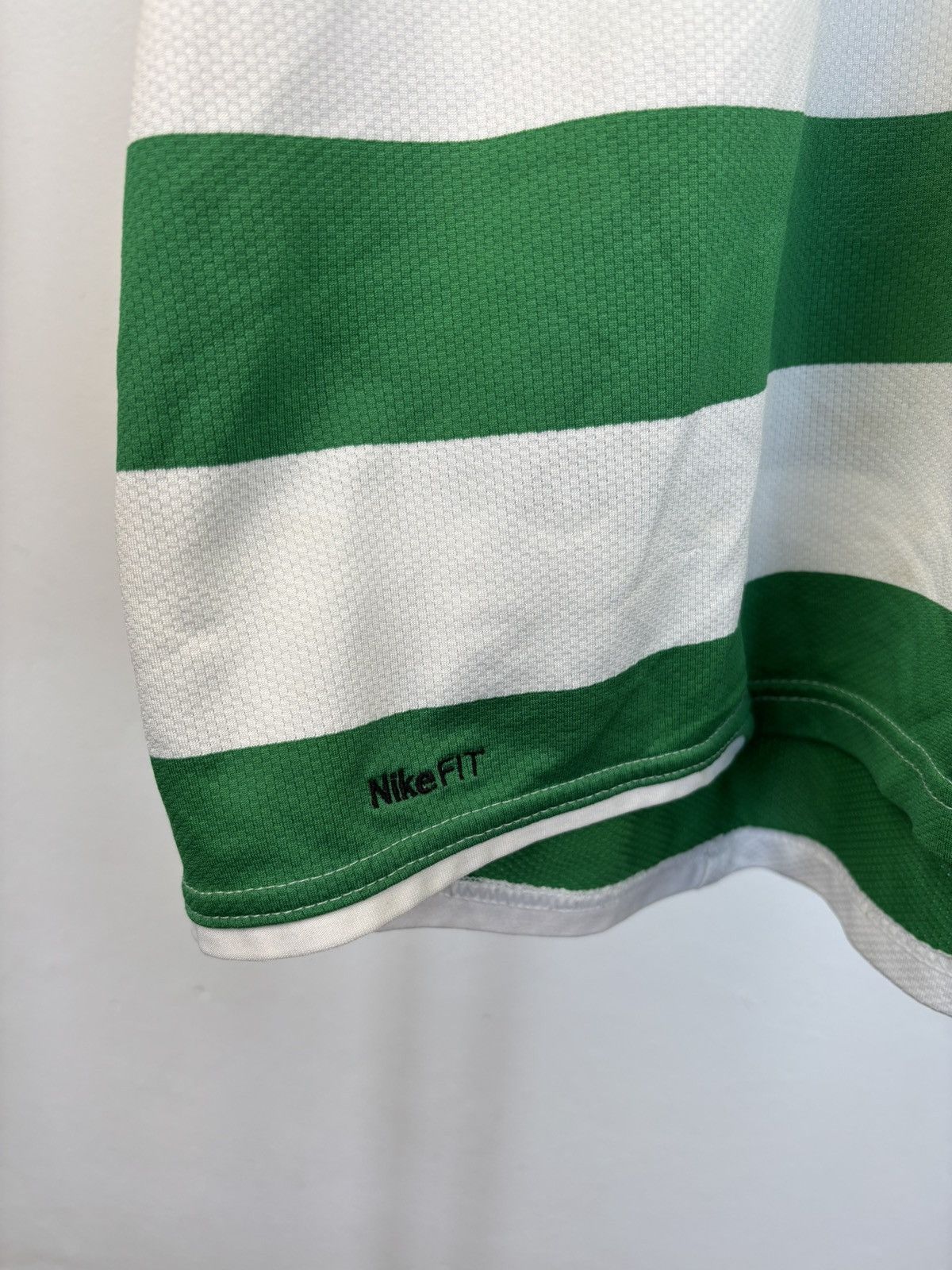 Other Nike Celtics Football Club vintage jersey size L Size US L / EU 52-54 / 3 - 4 Thumbnail