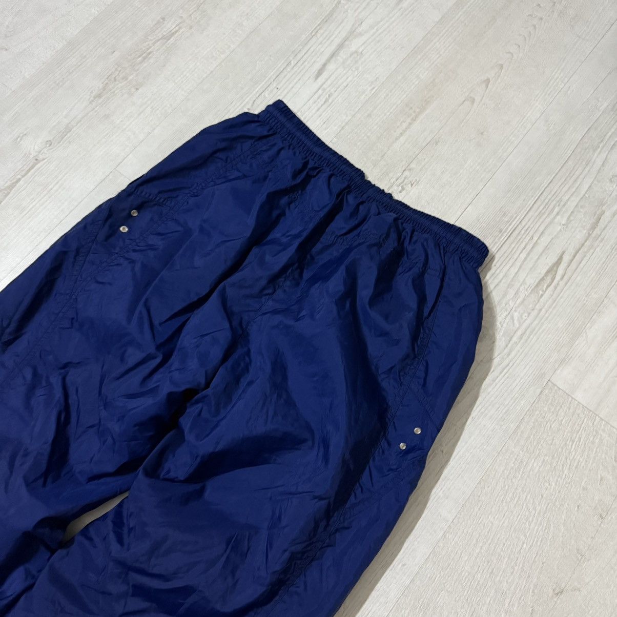 Nike Nike Vintage TrackPants 32 Nylon Streetwear Drill DarkBlue Size US 32 / EU 48 - 11 Thumbnail