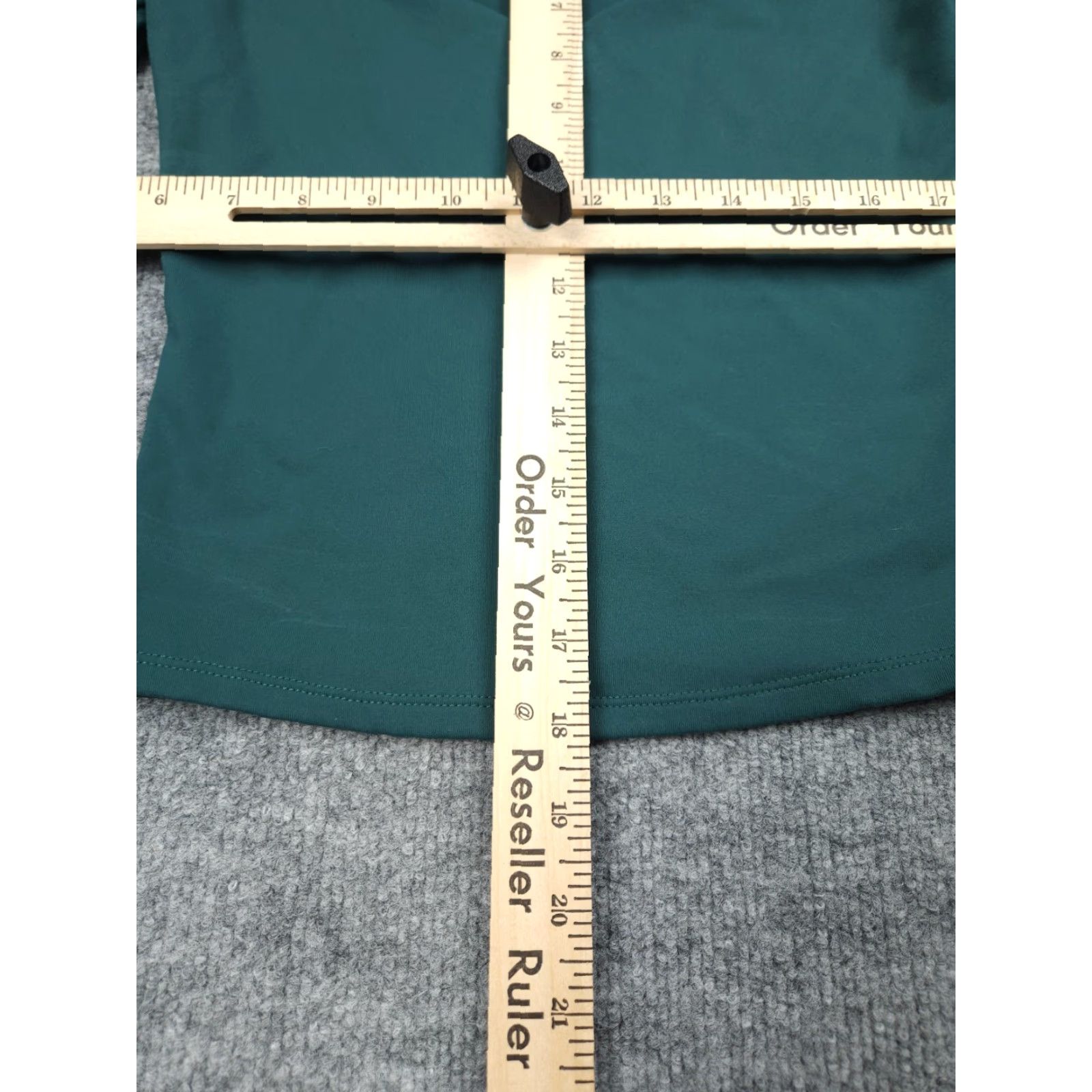 Free People Free People Shirt Top Women's XS Green Stretch V-Neck Short Sleeve Casual Slim Basic T-Shirt Women XS Green Stretch Size XS / US 0-2 / IT 36-38 - 7 Thumbnail
