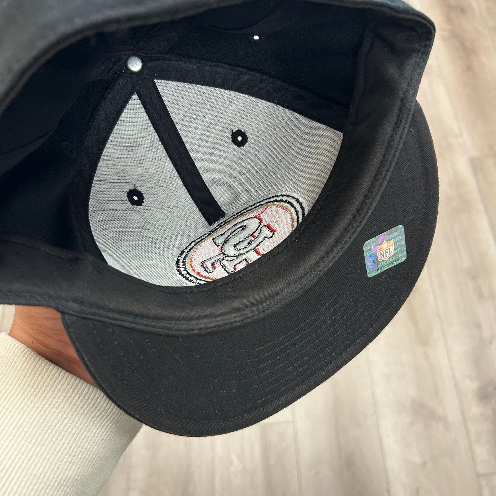 Reebok Reebok San Francisco 49ers fitted cap Hat size 7 3/8 Black Size ONE SIZE - 6 Thumbnail