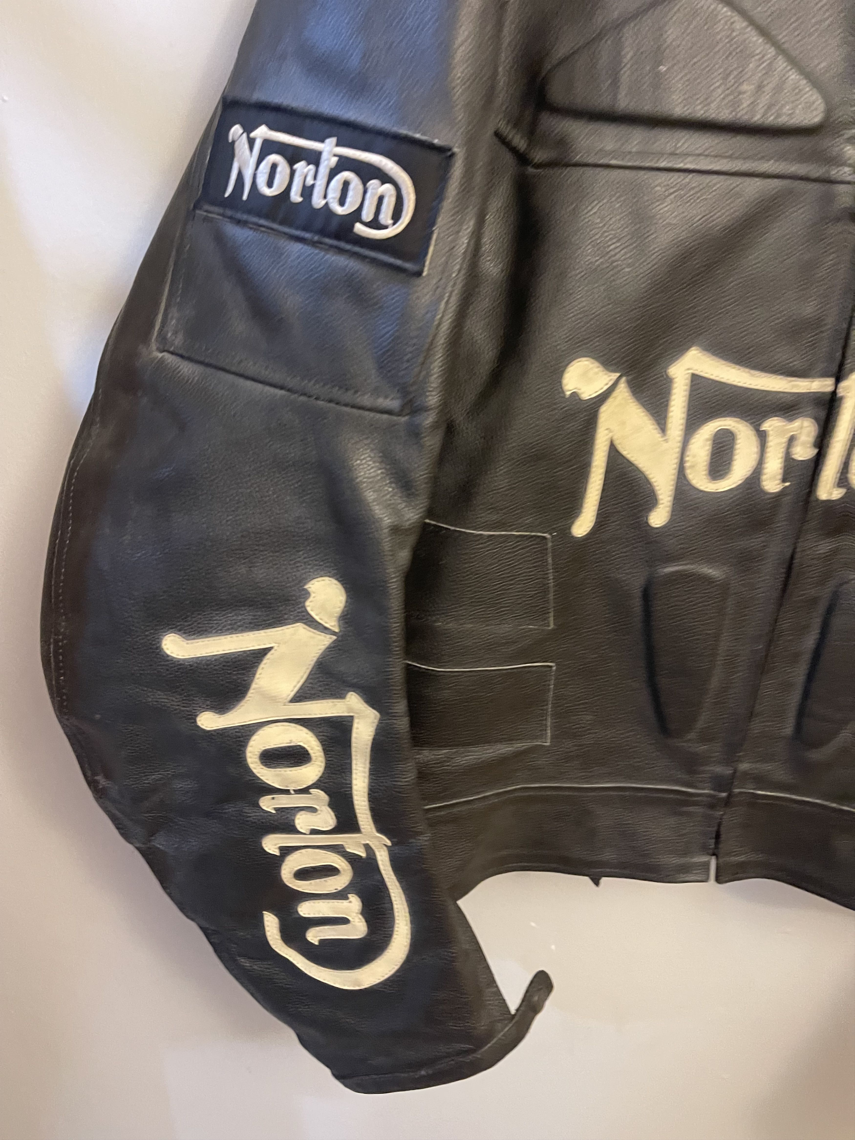 Norton Vintage Norton Cowhide Motorcycle Leather Jacket Size US L / EU 52-54 / 3 - 3 Thumbnail