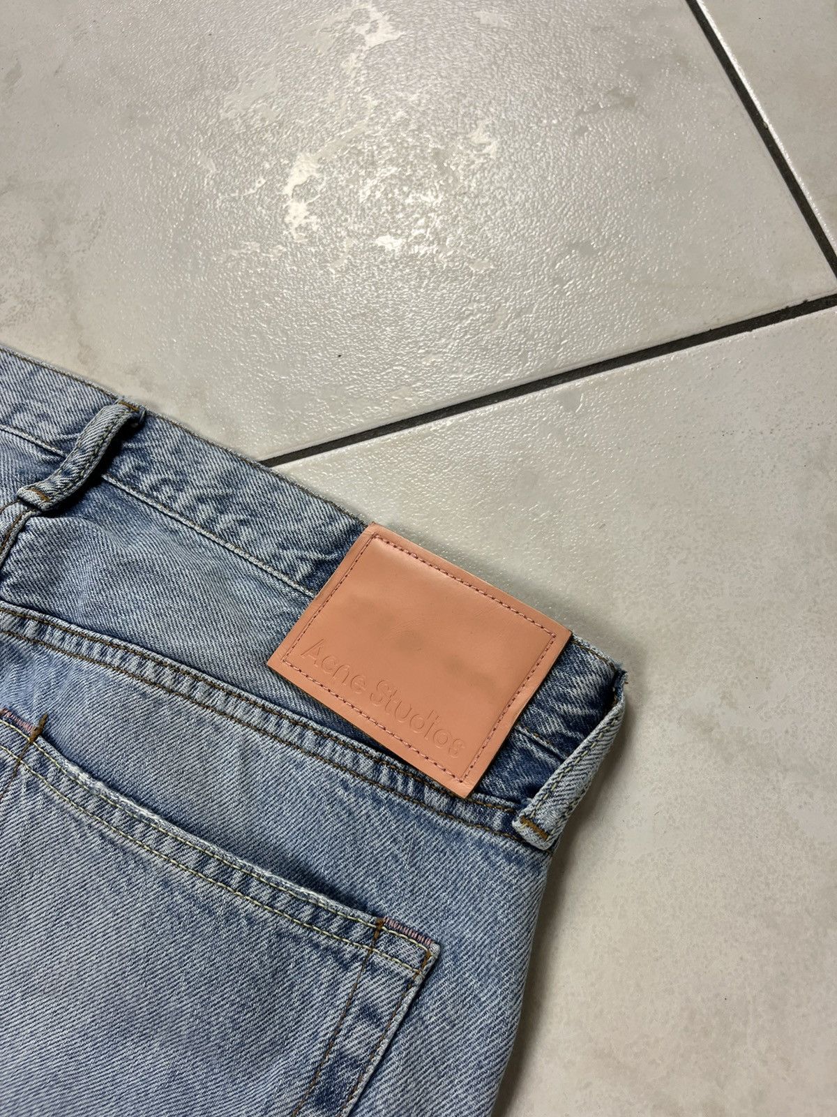 Acne Studios 32x34 1996 Light Blue Trash distressed jeans