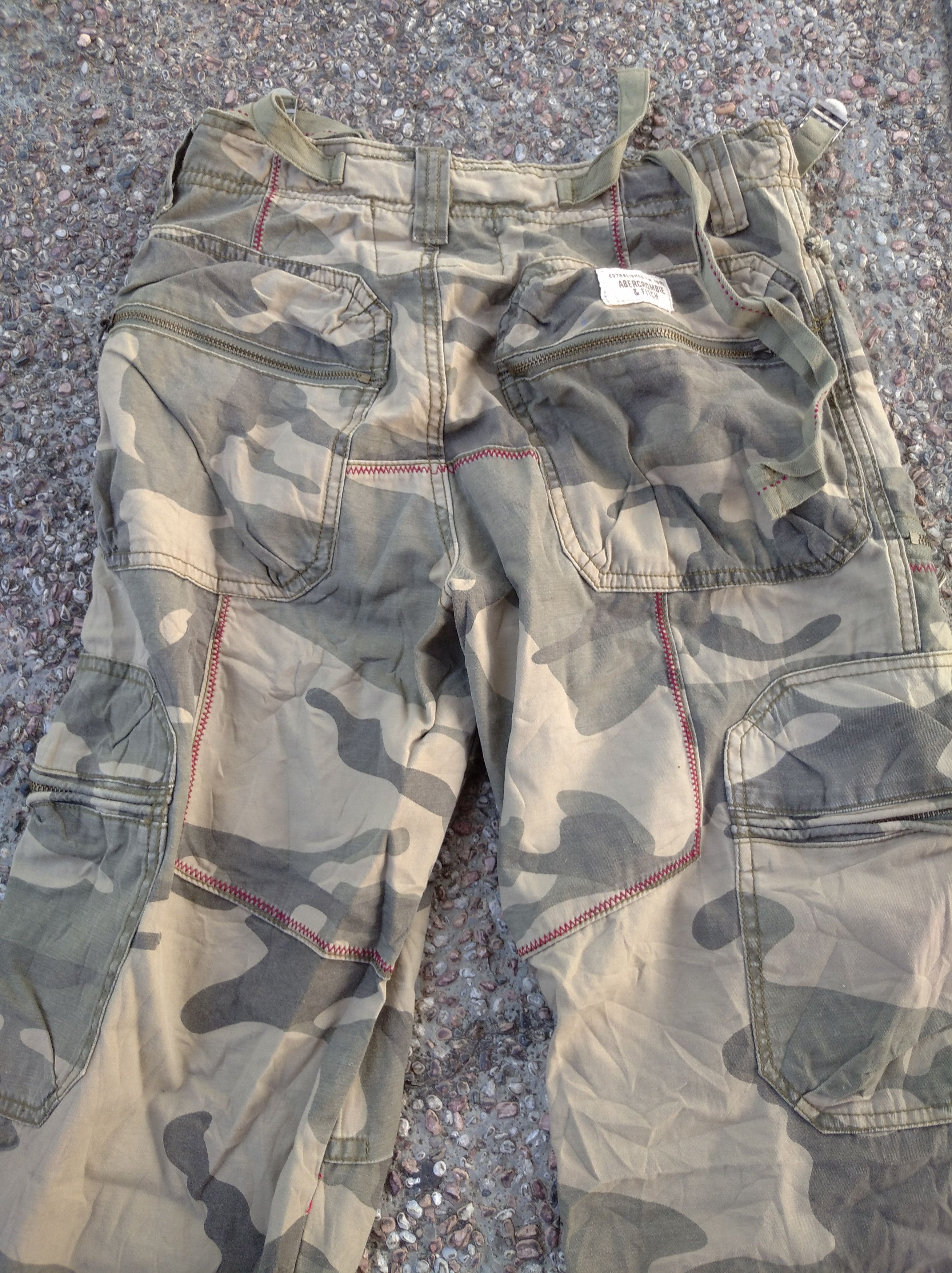 Abercrombie & Fitch Abercrombie & Fitch Paratrooper Military Camo Pants Means. Size US 29 - 6 Thumbnail