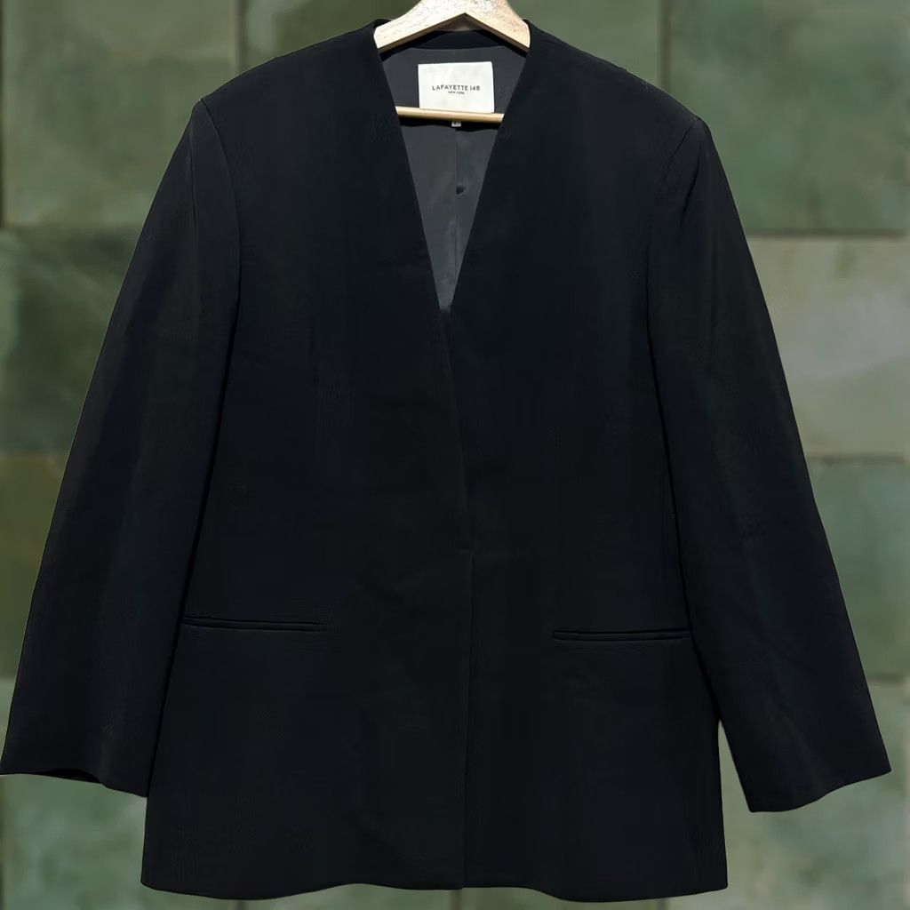 Vintage Lafayette 148 New York V-Neck Blazer Women's 14 Black Hook and Eye Dressy Business Suit Jacket Blazer Size XL / US 12-14 / IT 48-50 - 1 Thumbnail