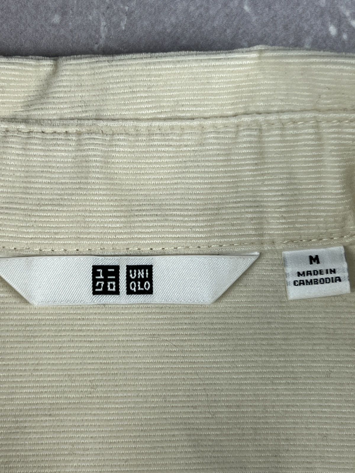 Uniqlo Uniqlo Oversized Corduroy Button Up Shirt Womens M Beige Size M / US 6-8 / IT 42-44 - 7 Thumbnail