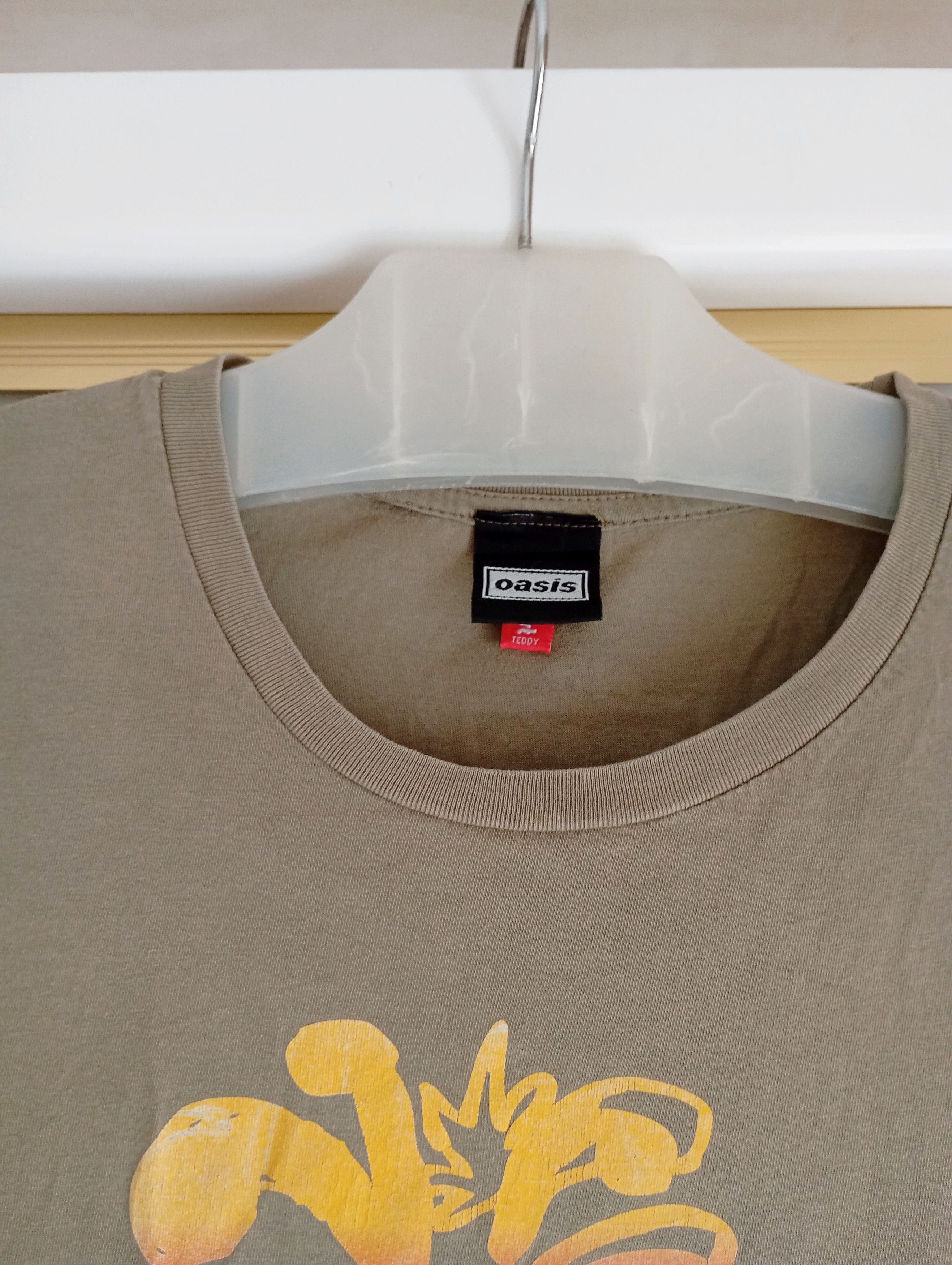 Band Tees Oasis vintage sun faded band tshirt Size US M / EU 48-50 / 2 - 8 Thumbnail