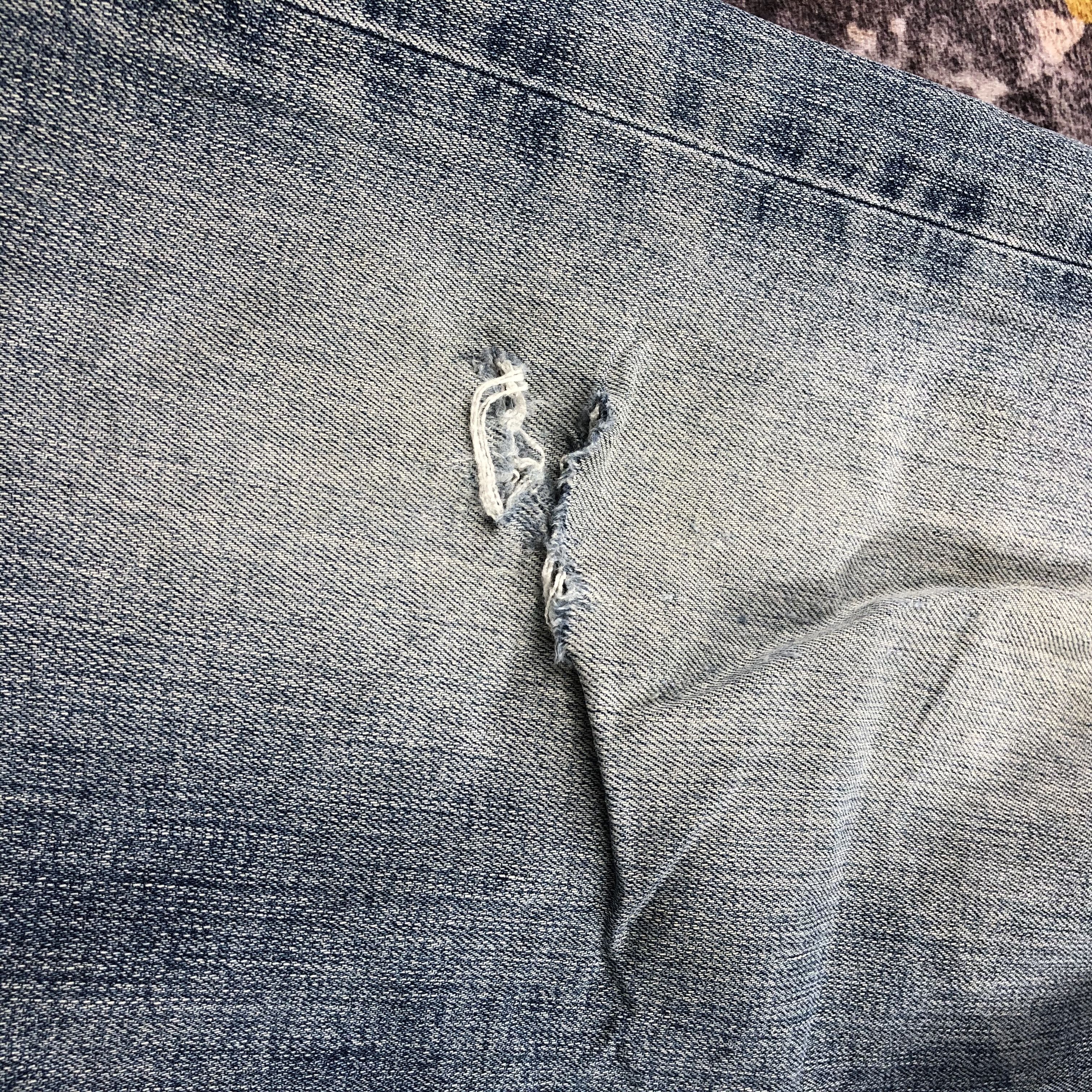 Levi's × Vintage Vintage Light Wash Levis 505 Jeans-JM2254 Size US 35 - 9 Thumbnail
