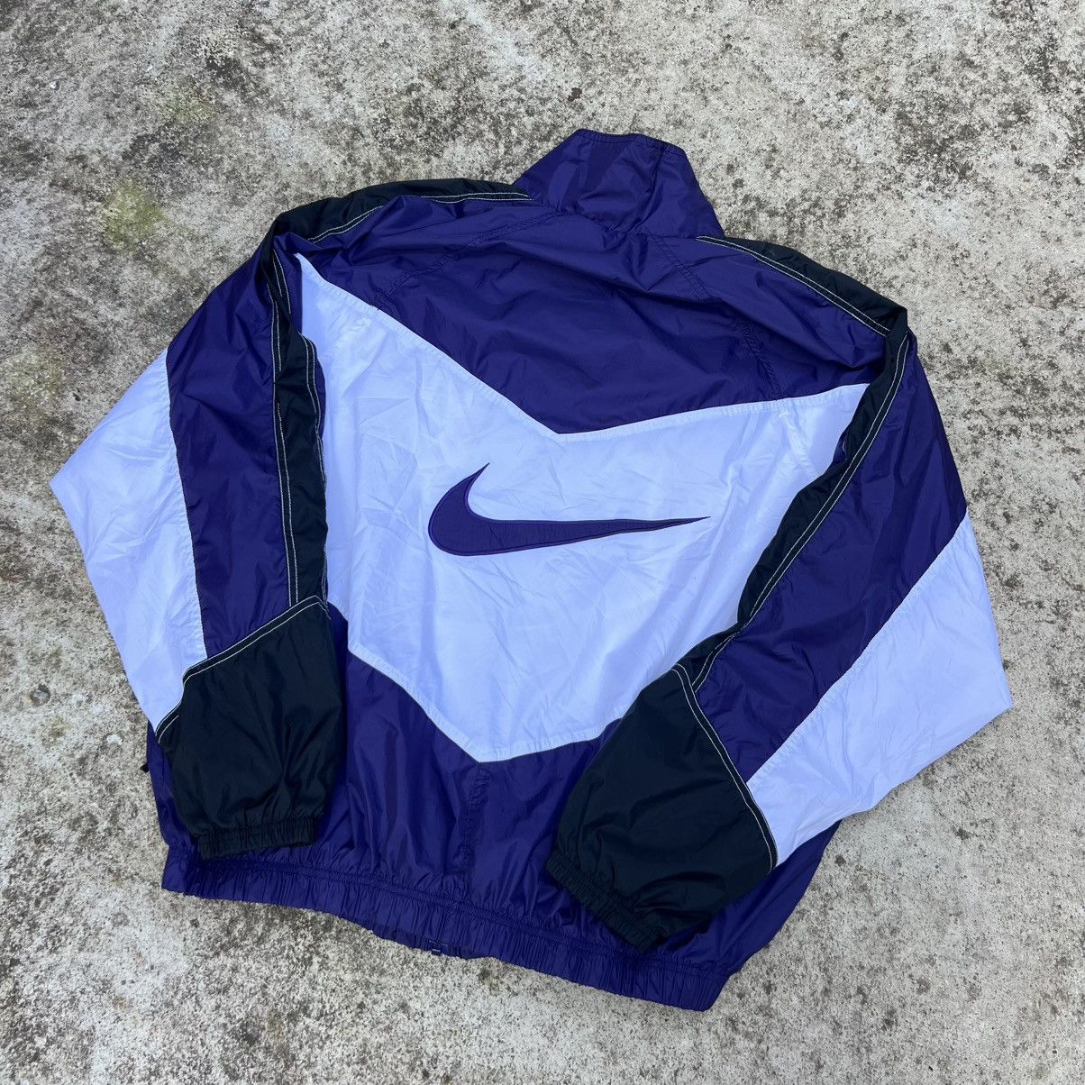 Vintage 90’s Nike Full Zip Big LoGo Windbreaker Jacket 💜💚