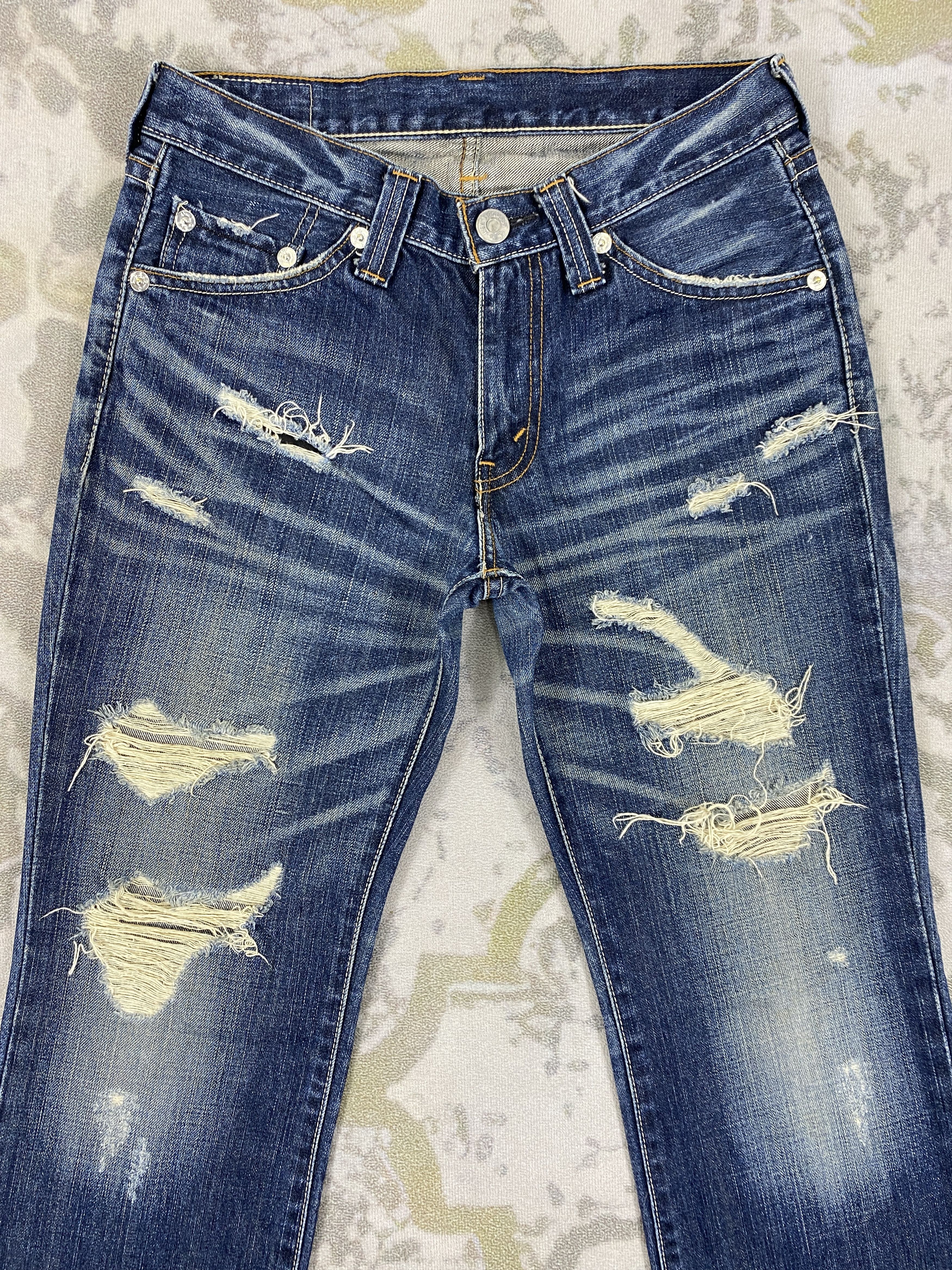 Levi's Distressed Vintage Levi's 708 Flare Jeans 31x32.5 - JN3523 Size US 31 - 3 Thumbnail