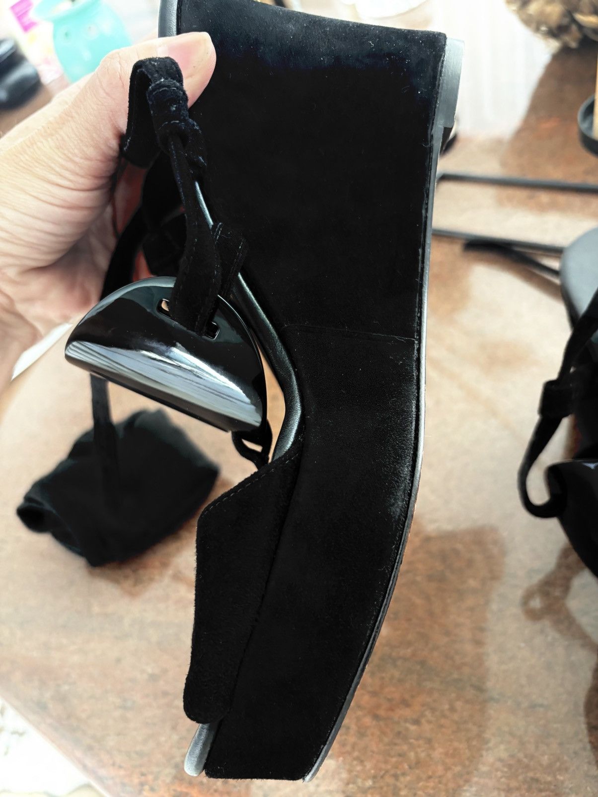 Hermes Hermes ankle strap suede sandals with medallion detail Size US 8 / IT 38 - 8 Thumbnail