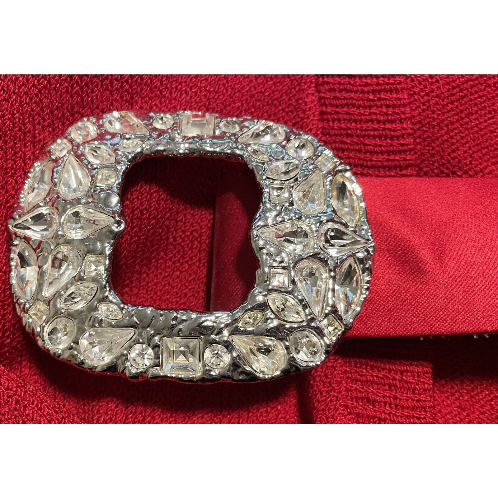 St. John VTG St John Bright Red Wrap V Neck Dress 4 Rhinestone Belt Size S / US 4 / IT 40 - 7 Thumbnail
