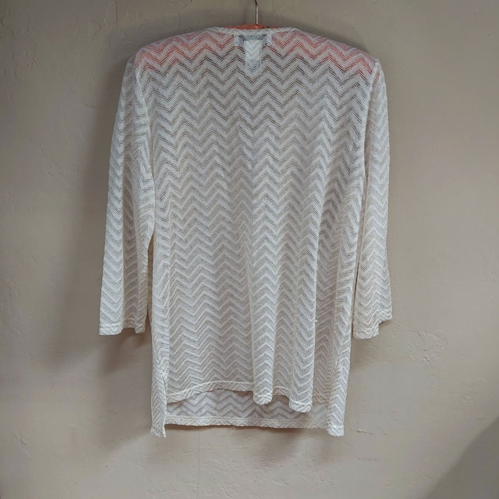 Vintage Drapers & Damon'S Womens Petite Medium 3/4 Sleeves Top Metallic Perforated White Size M / US 6-8 / IT 42-44 - 2 Thumbnail
