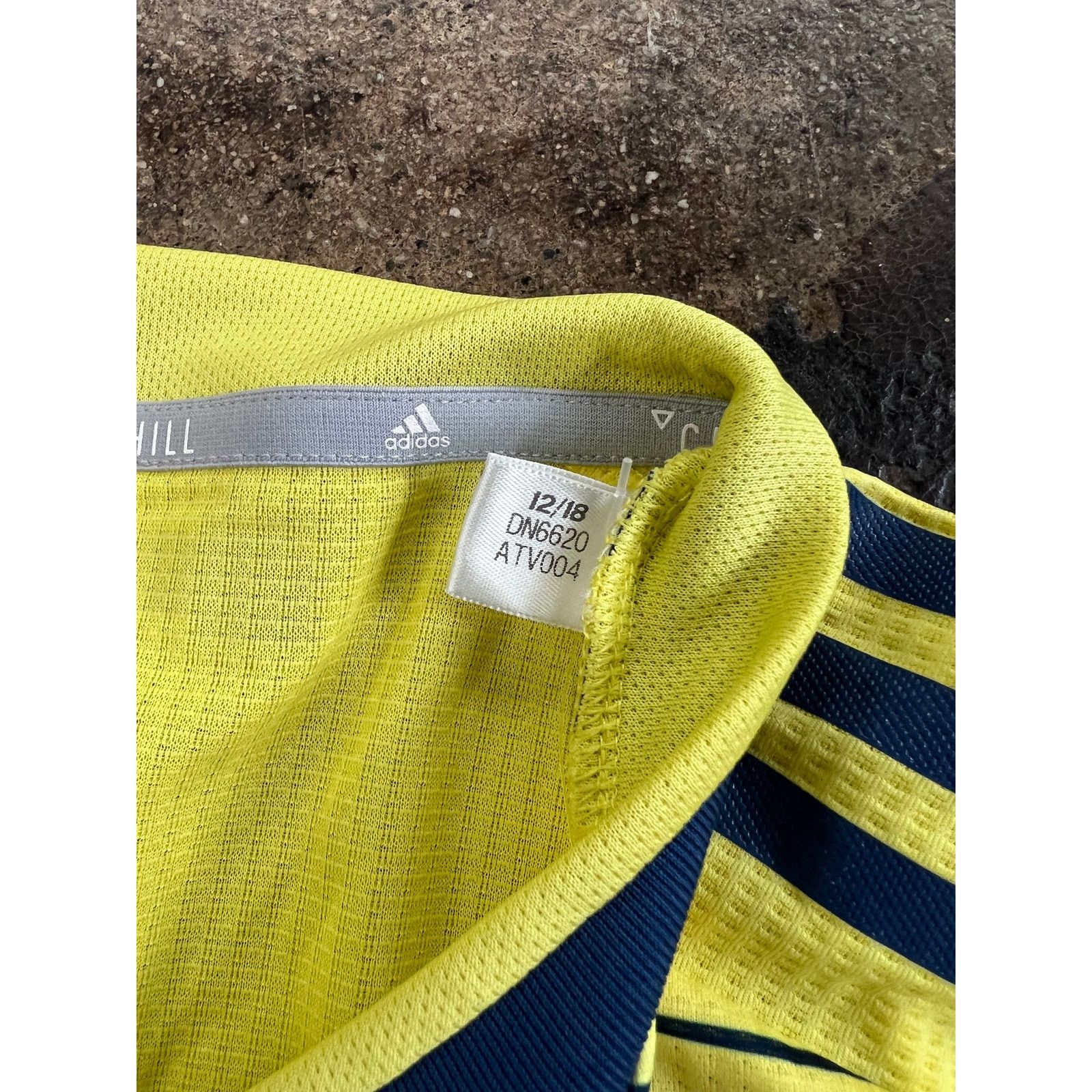 Adidas ADIDAS 19’ COLOMBIA HOME JERSEY Size US M / EU 48-50 / 2 - 3 Thumbnail