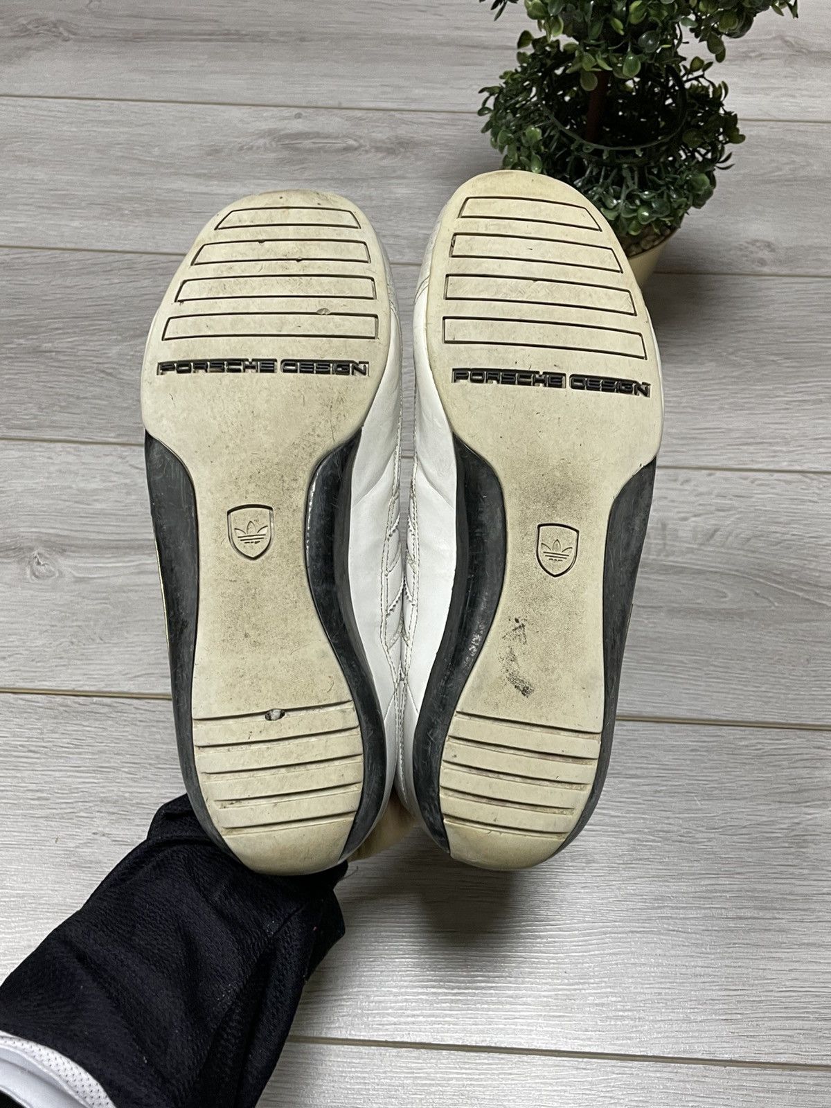 Adidas × Porsche Design Vintage Adidas Porsche Design Leather Shoes sneakers Y2K Size US 10.5 / EU 43-44 - 9 Thumbnail