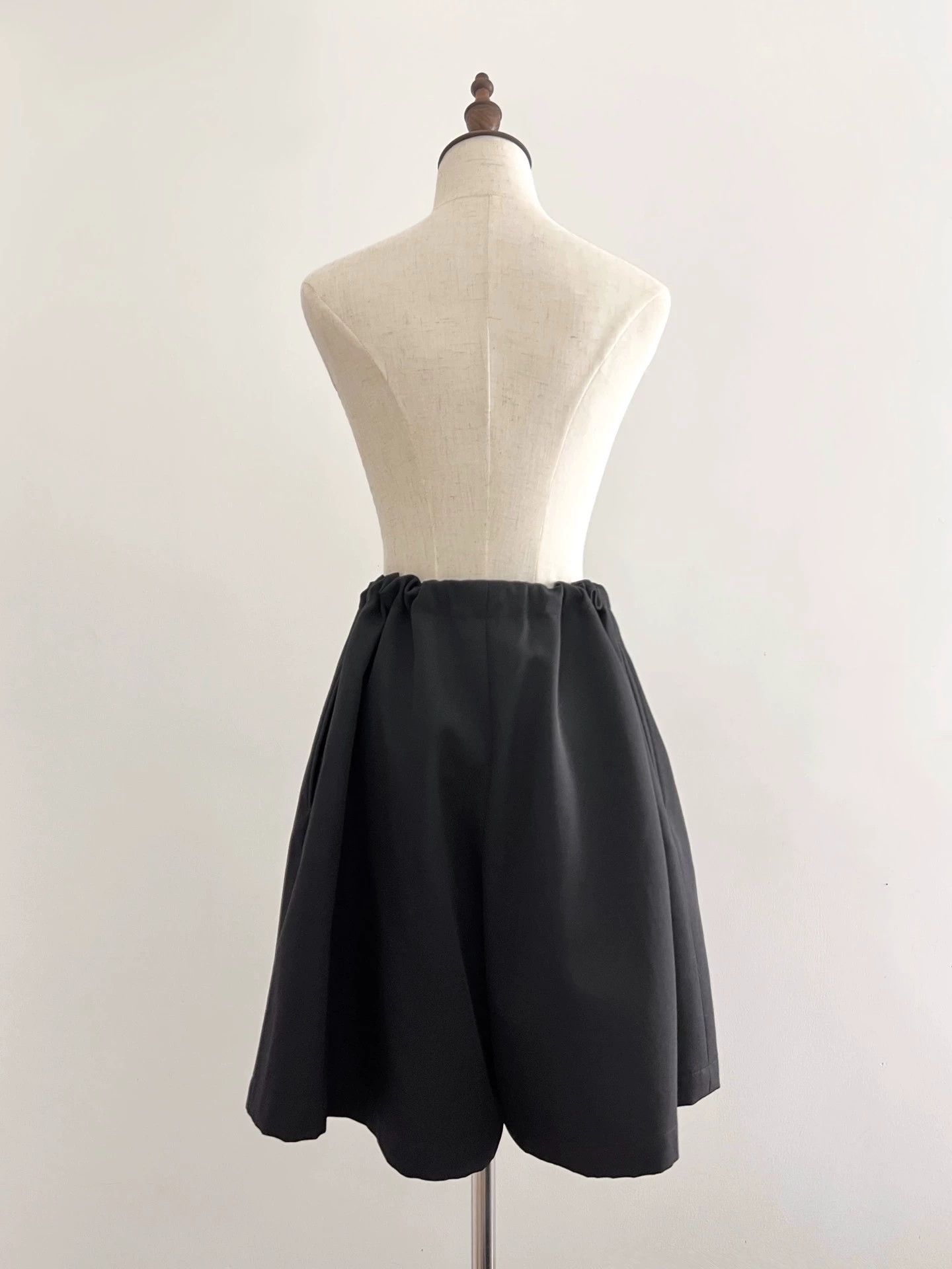 Yohji Yamamoto YohjiYamamoto 1994 SS Wool Tie-Waist Suit Shorts S Size 26" / US 2 / IT 38 - 8 Thumbnail
