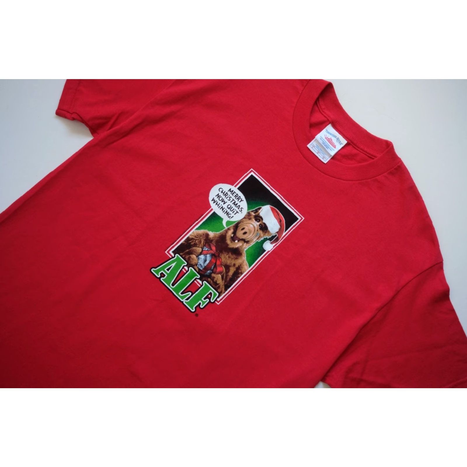 Vintage VINTAGE ALF CHRISTMAS USA MADE FUNNY COMEDY TV PROMO RED GRAPHIC T SHIRT LG Mens Size US L / EU 52-54 / 3 - 5 Thumbnail
