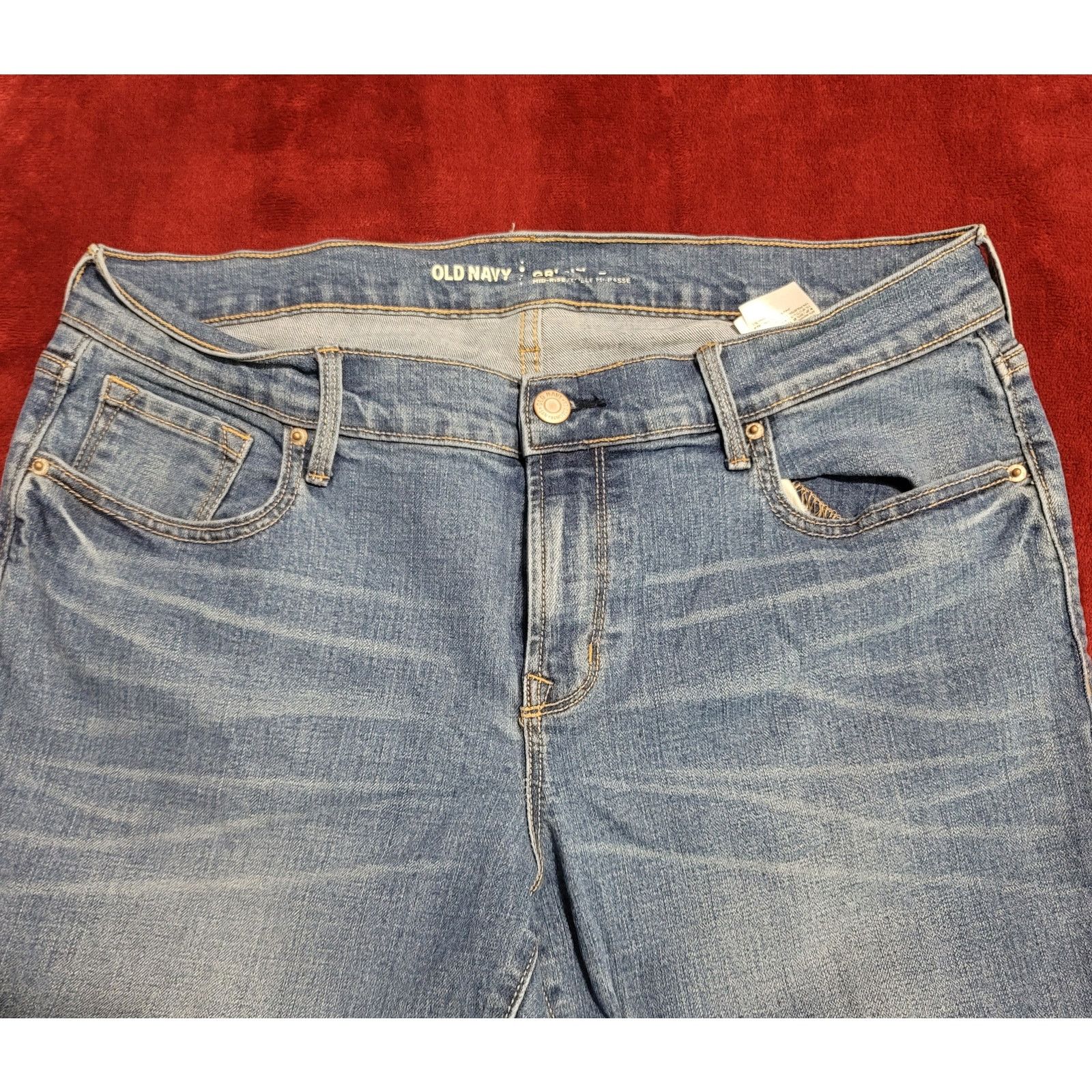 Old Navy Old Navy Light Blue Mid Rise Denim Jeans 12R Lightweight Size 34" / US 12 / IT 48 - 1 Thumbnail