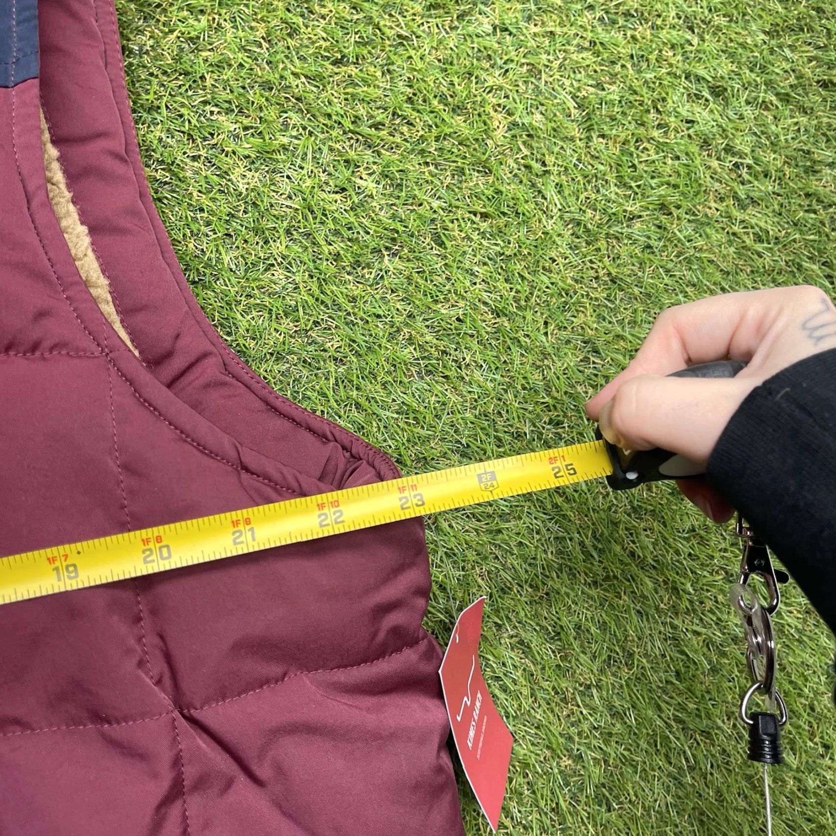 Vintage Kimes Ranch Vest Mens Large Muir Trail Quilted Burgundy Poly/Nylon Softshell NWT Size US L / EU 52-54 / 3 - 4 Thumbnail