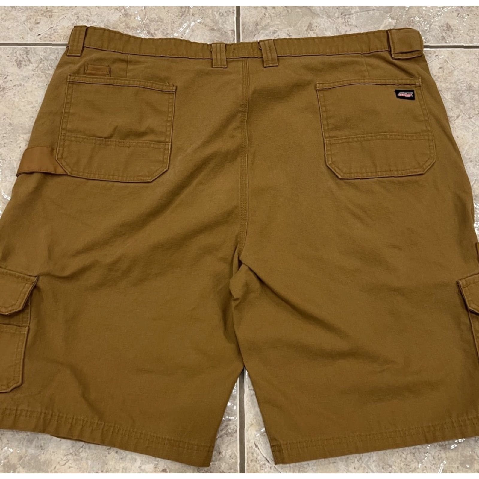 Dickies Dickies Cargo Shorts Mens 42 Relaxed Fit Canvas Brown 11" Inseam Cargo Pocket Workwear 90s Y2K Vintage: No Size US 42 / EU 58 - 2 Thumbnail