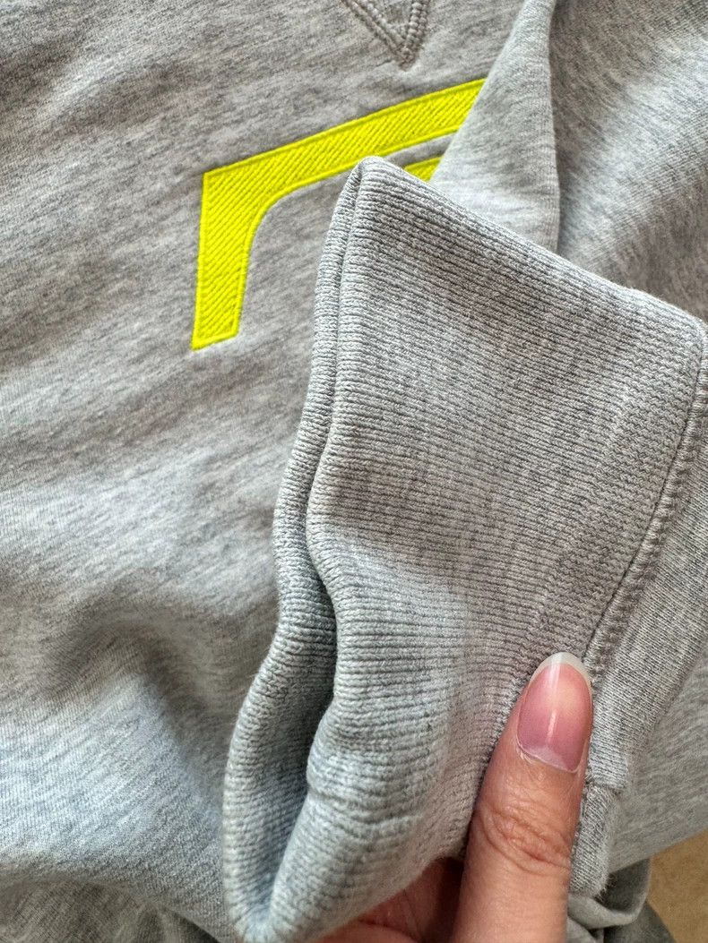 Louis Vuitton Louis Vuitton Embroidered inverted LOGO sweatshirt Size US M / EU 48-50 / 2 - 7 Thumbnail