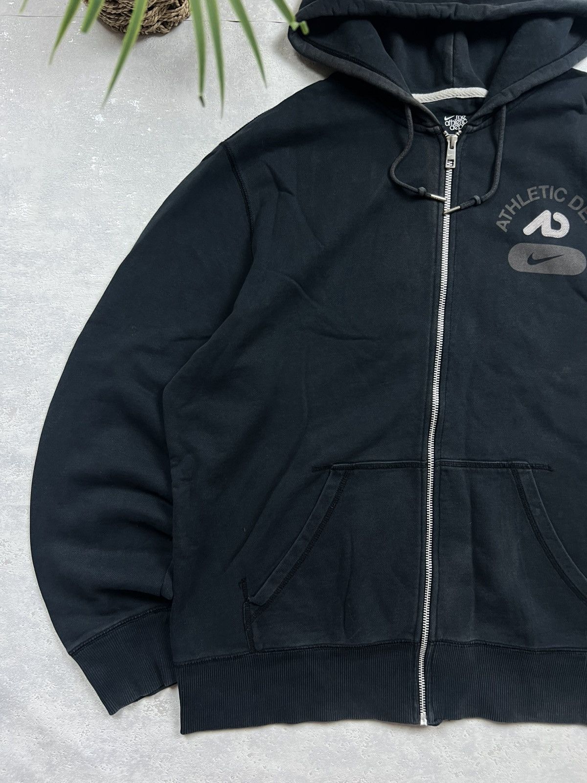 Nike 00s Nike Athletic Vintage Y2K Oversized Retro Zip Hoodie Size US XL / EU 56 / 4 - 2 Thumbnail