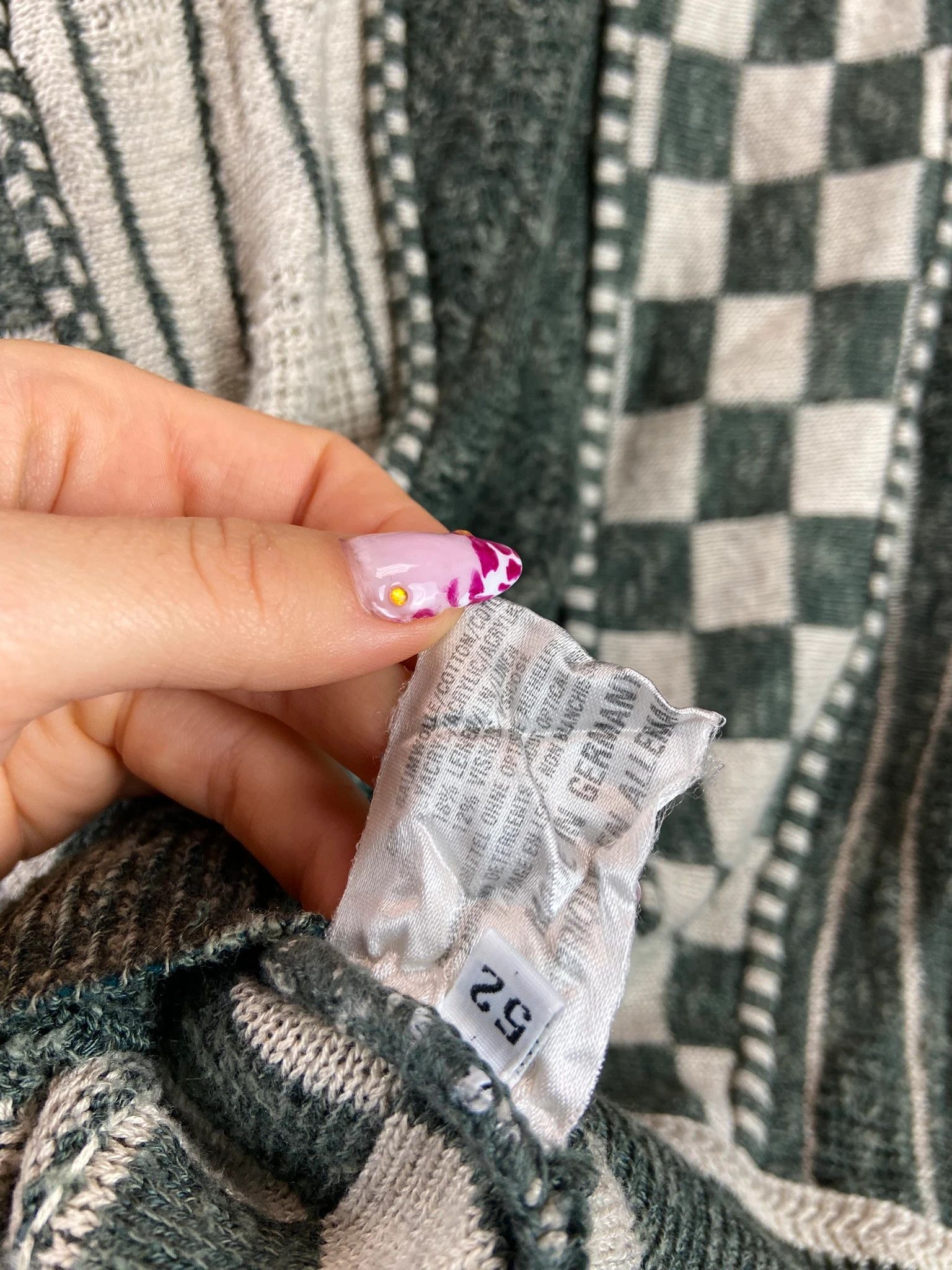 Carlo Colucci Carlo Colucci Checker Pattern Vintage Y2K Sweater Size US XL / EU 56 / 4 - 4 Thumbnail