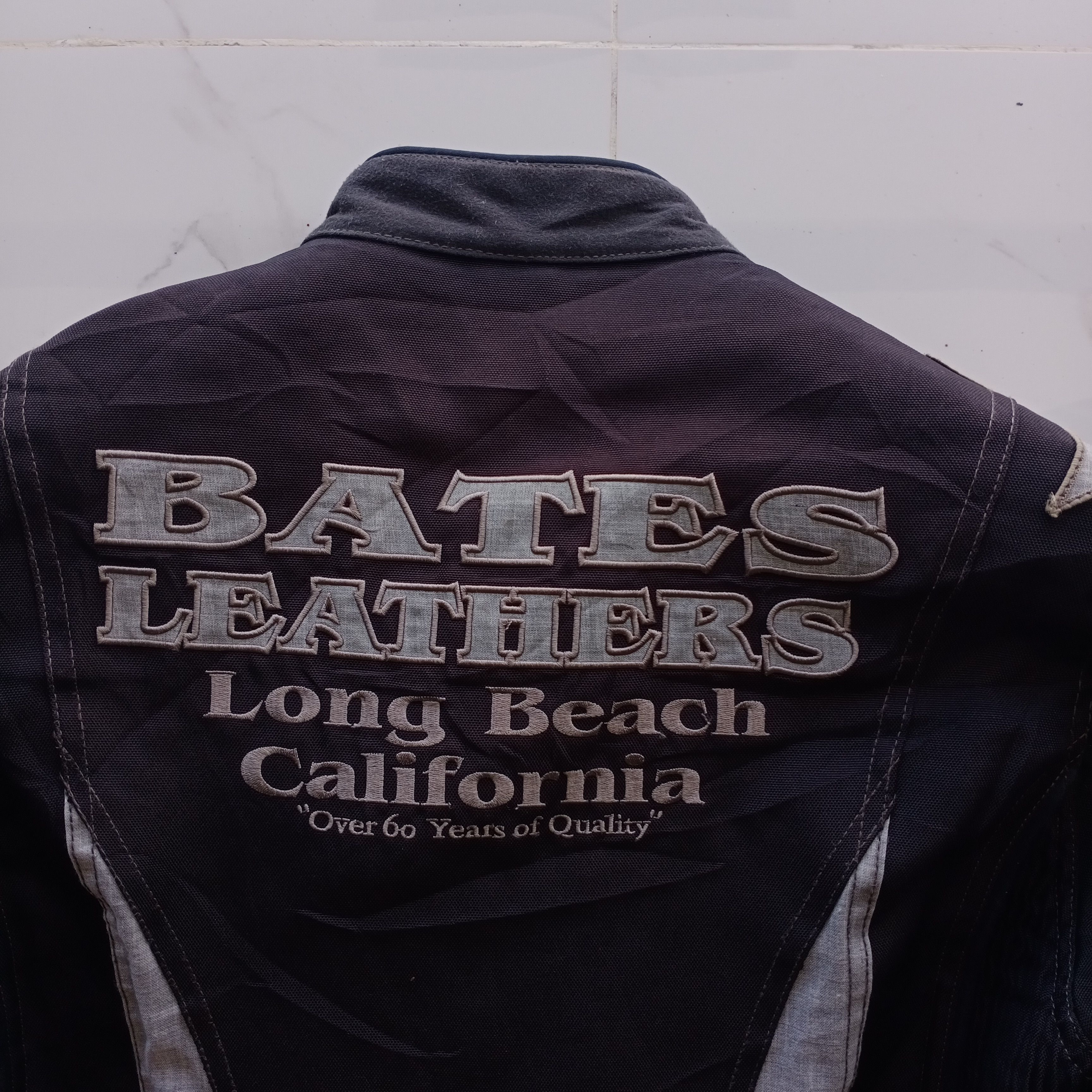 Bates Hats Custom Bates Leathers Motorcycle Biker USA Jacket Vintage Size US L / EU 52-54 / 3 - 19 Thumbnail