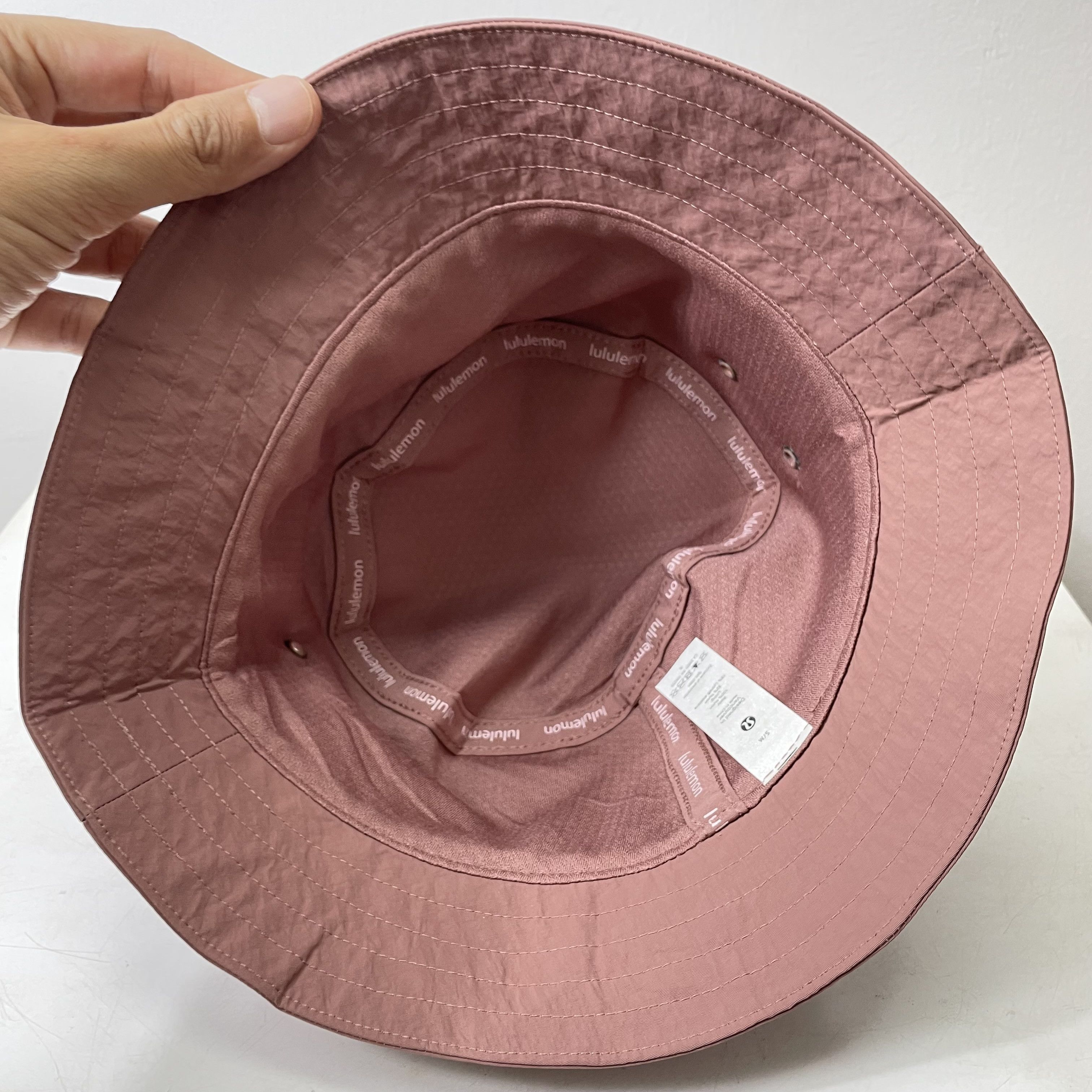 Lululemon ⭐️SALE⭐️ LULULEMON BUCKET HAT PINK NYLON Size ONE SIZE - 6 Thumbnail