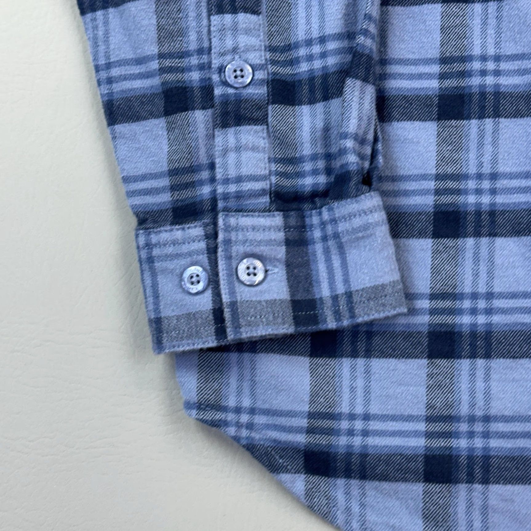 Vintage Columbia Cornell Woods Shirt Mens XLT Blue Plaid Flannel Button Up Long Sleeve Size US XL / EU 56 / 4 - 2 Thumbnail