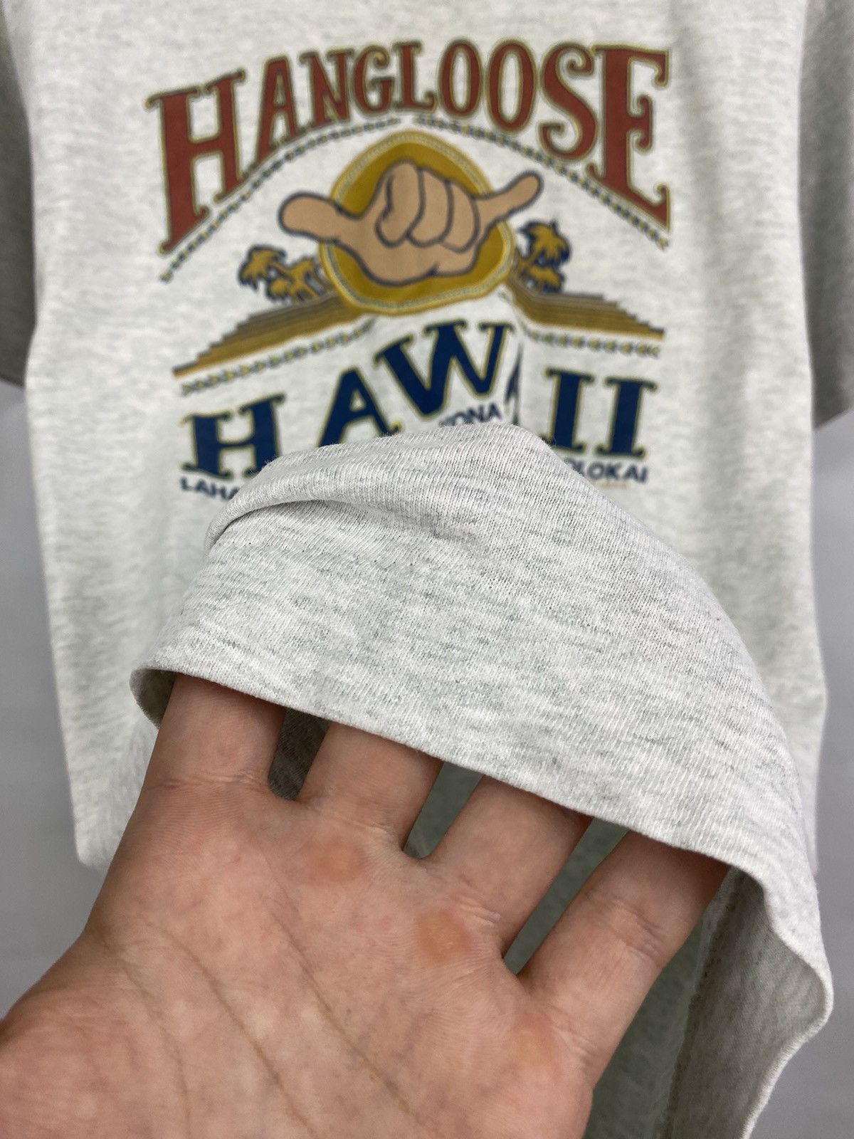 Fruit Of The Loom 🤙🏿 Vintage 90s Hang loose Surfing Hawaii Aloha t-shirt hype Size US L / EU 52-54 / 3 - 7 Thumbnail