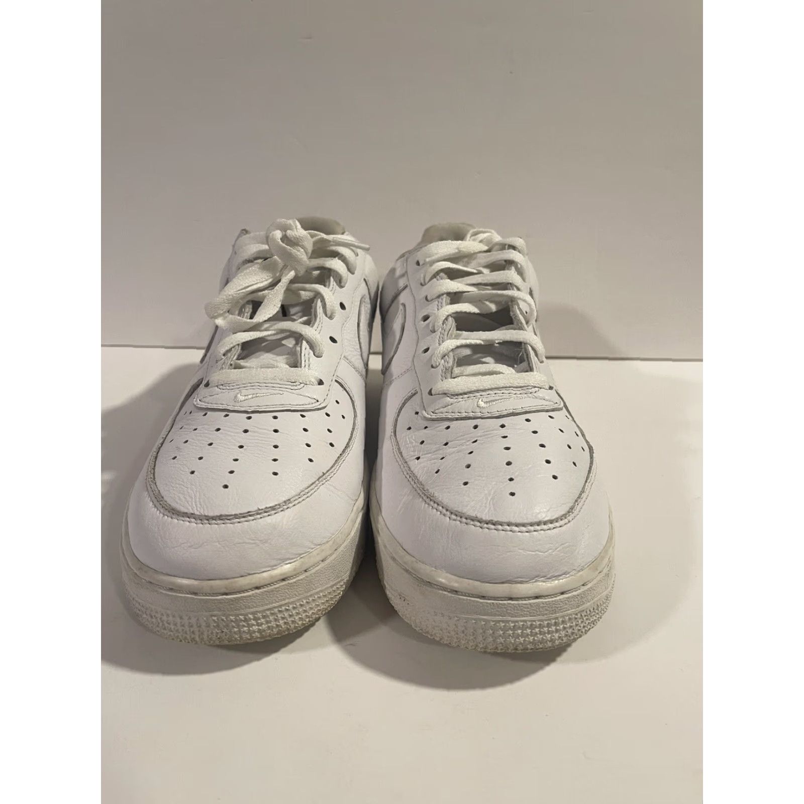 Nike Nike Air Force 1 Roc-A-Fella AF100 AO1070-101 Size 11 Mens White Used W/O Box 2017 Nike Air Force 1 Sneaker Size ONE SIZE - 3 Thumbnail