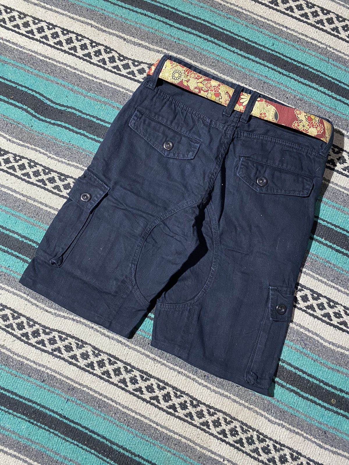 Civarize Black Cargo 3D Pocket Short Pants