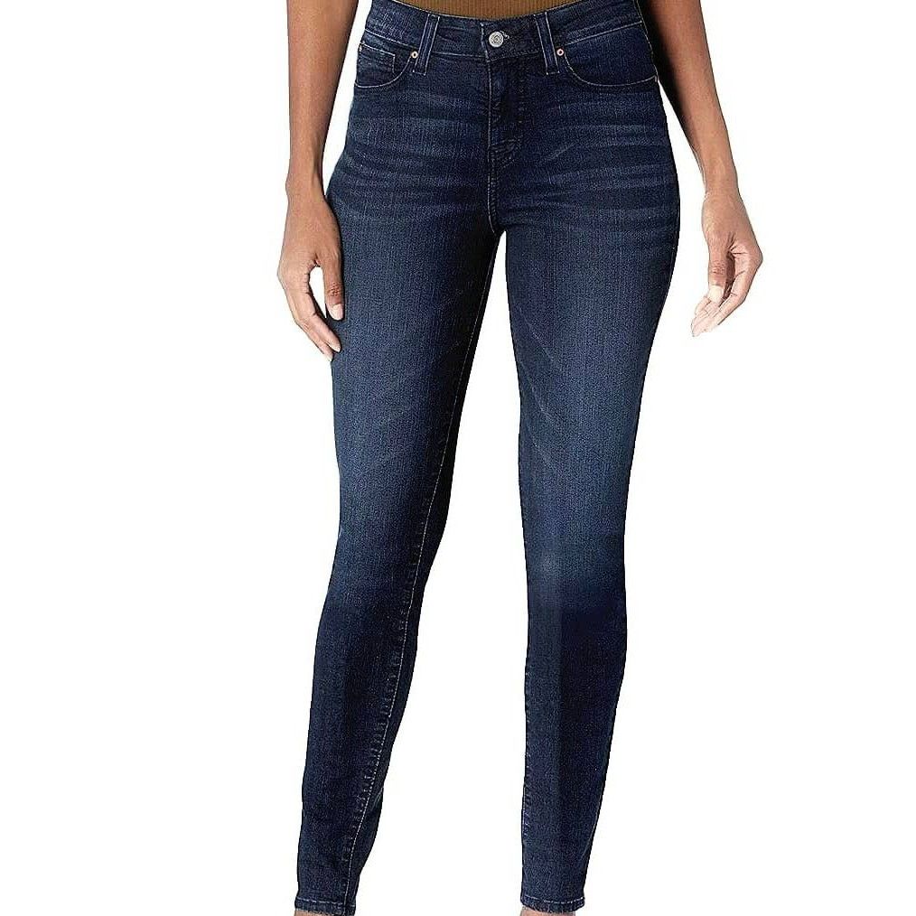 Levi's Signature by Levi's Totally Shaping Skinny Jeans 4S 27x28 Size 27" / US 4 / IT 40 - 4 Thumbnail
